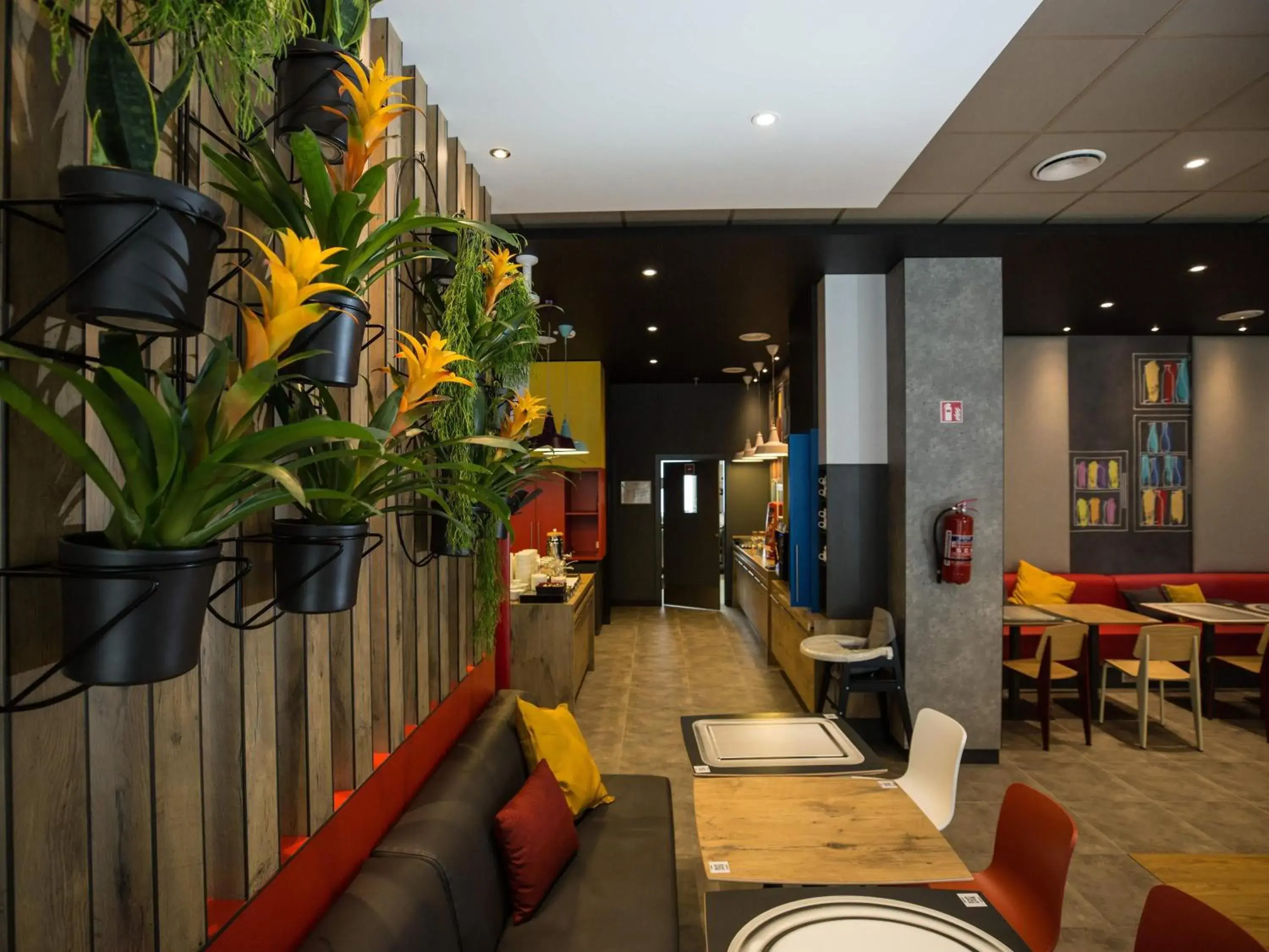 Restaurant/places to eat in ibis Vilnius Centre Restaurant/places to eat in ibis Vilnius Centre