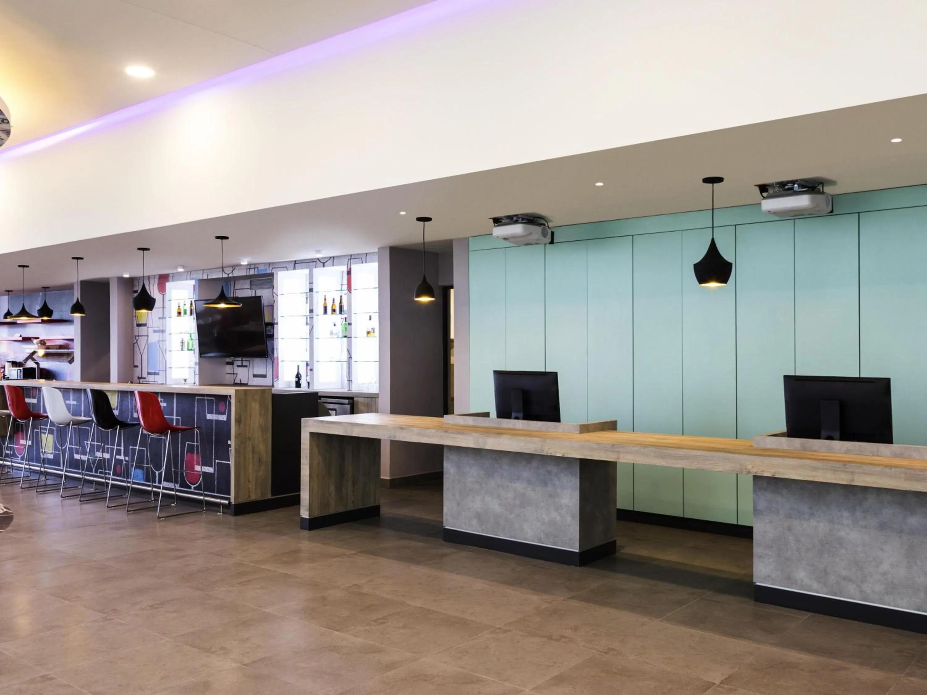 Lounge or bar in Ibis Mexico Tlalnepantla