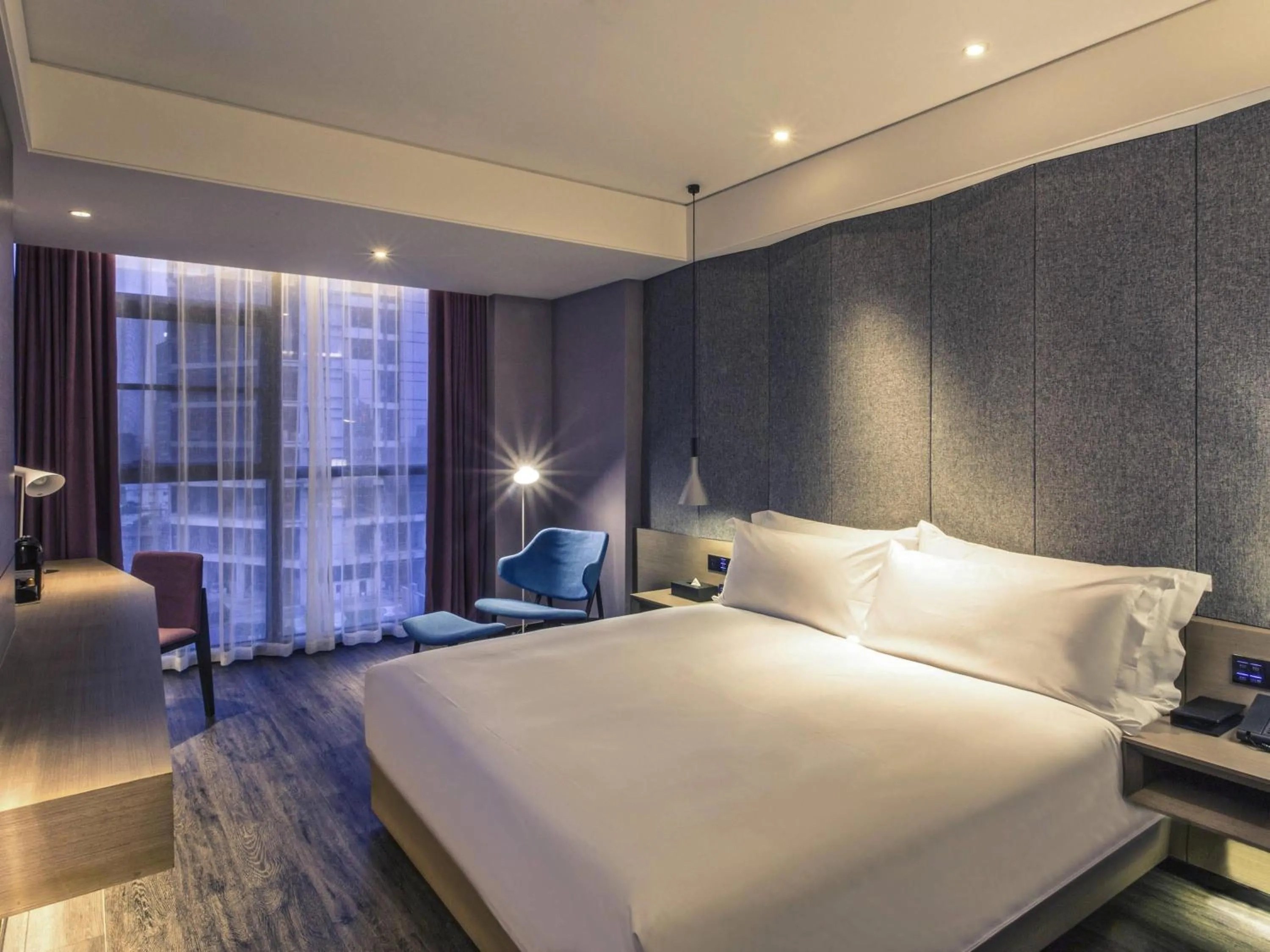 Bedroom, Bed in Mercure Suzhou Downtown