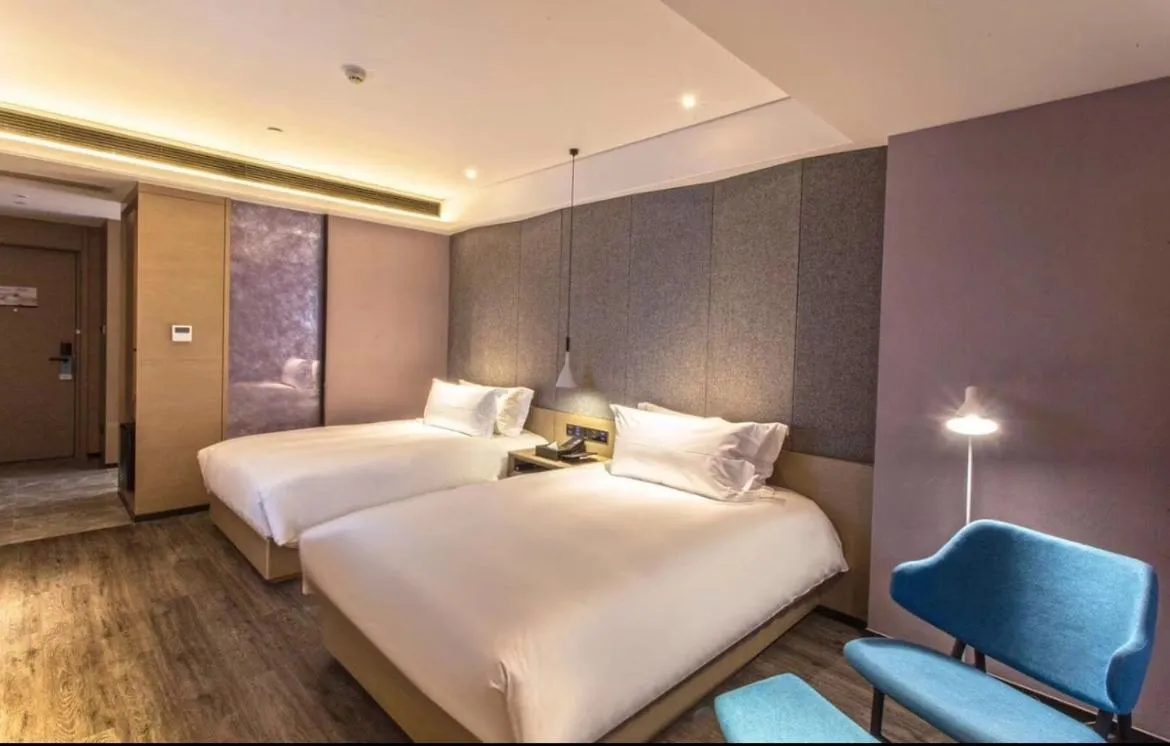 Bed in Mercure Suzhou Downtown