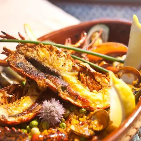 Food and drinks in Al Lago