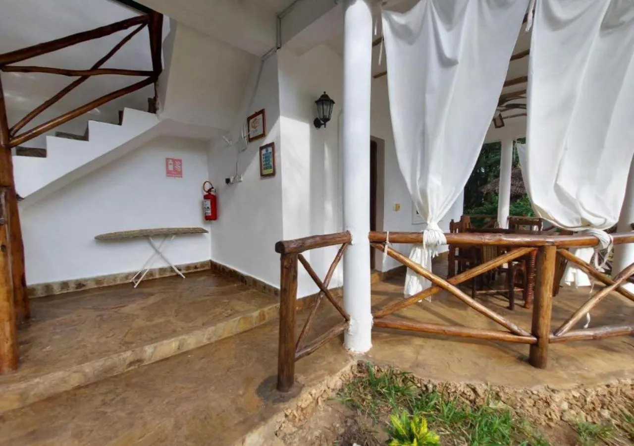 Marine Holiday House