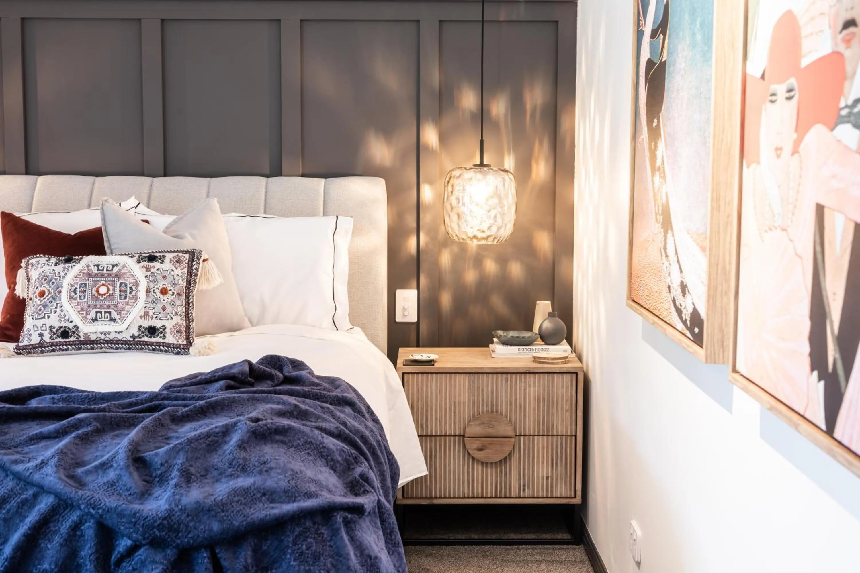 Bedroom, Bed in Camden Apartment