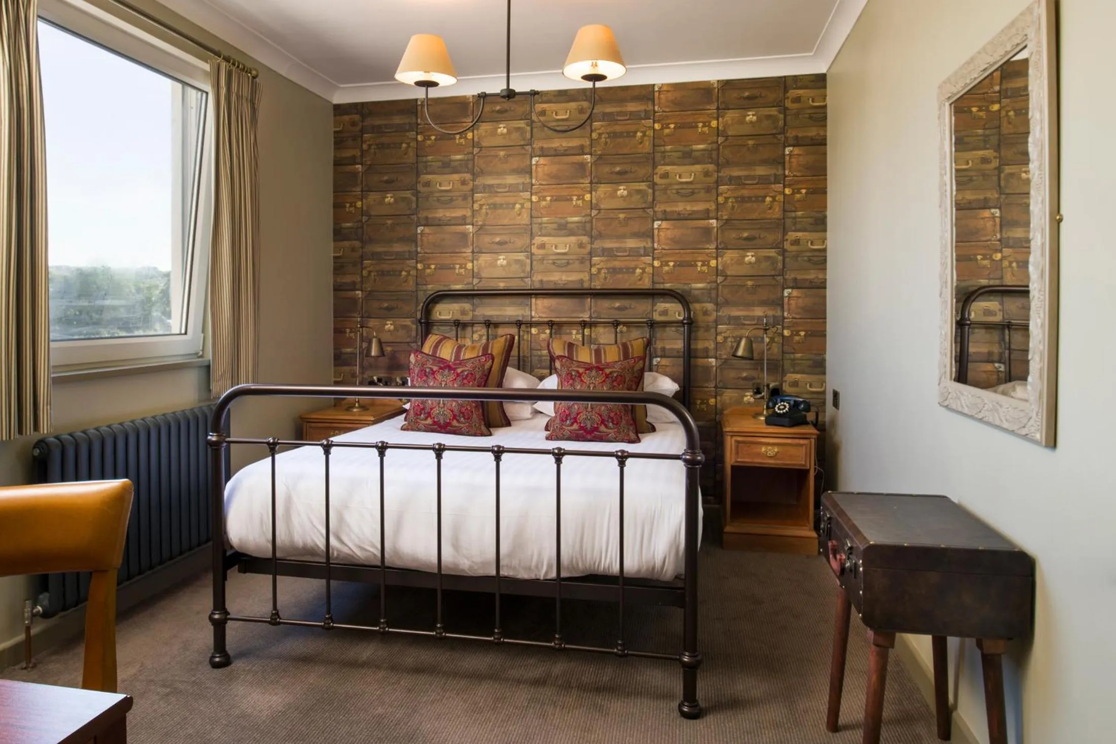 TV and multimedia, Bed in Penventon Park Hotel