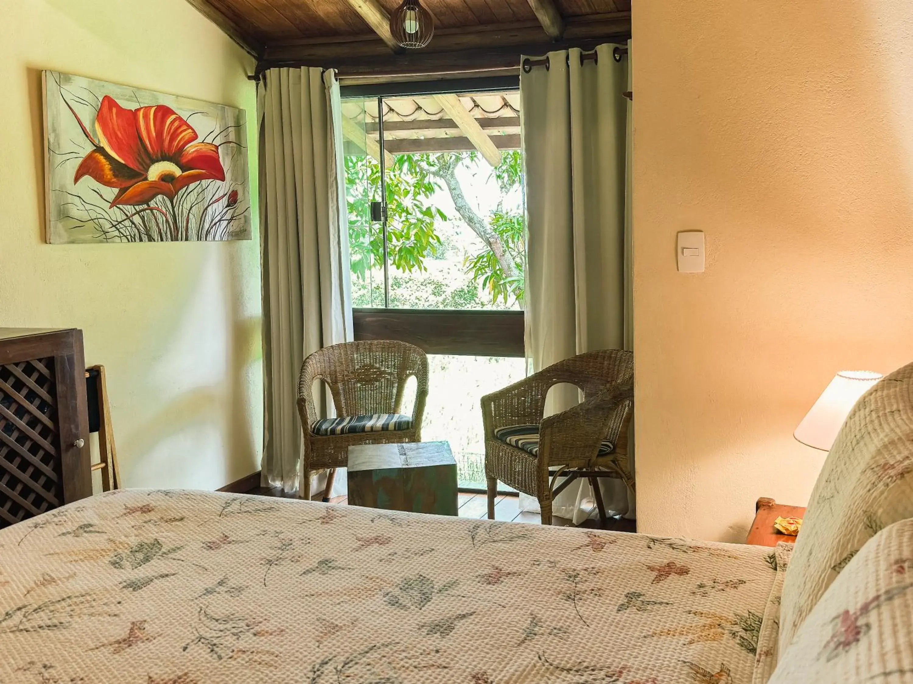 Quadruple Room with Garden View in Pousada Barrabella Quadruple Room with Garden View in Pousada Barrabella