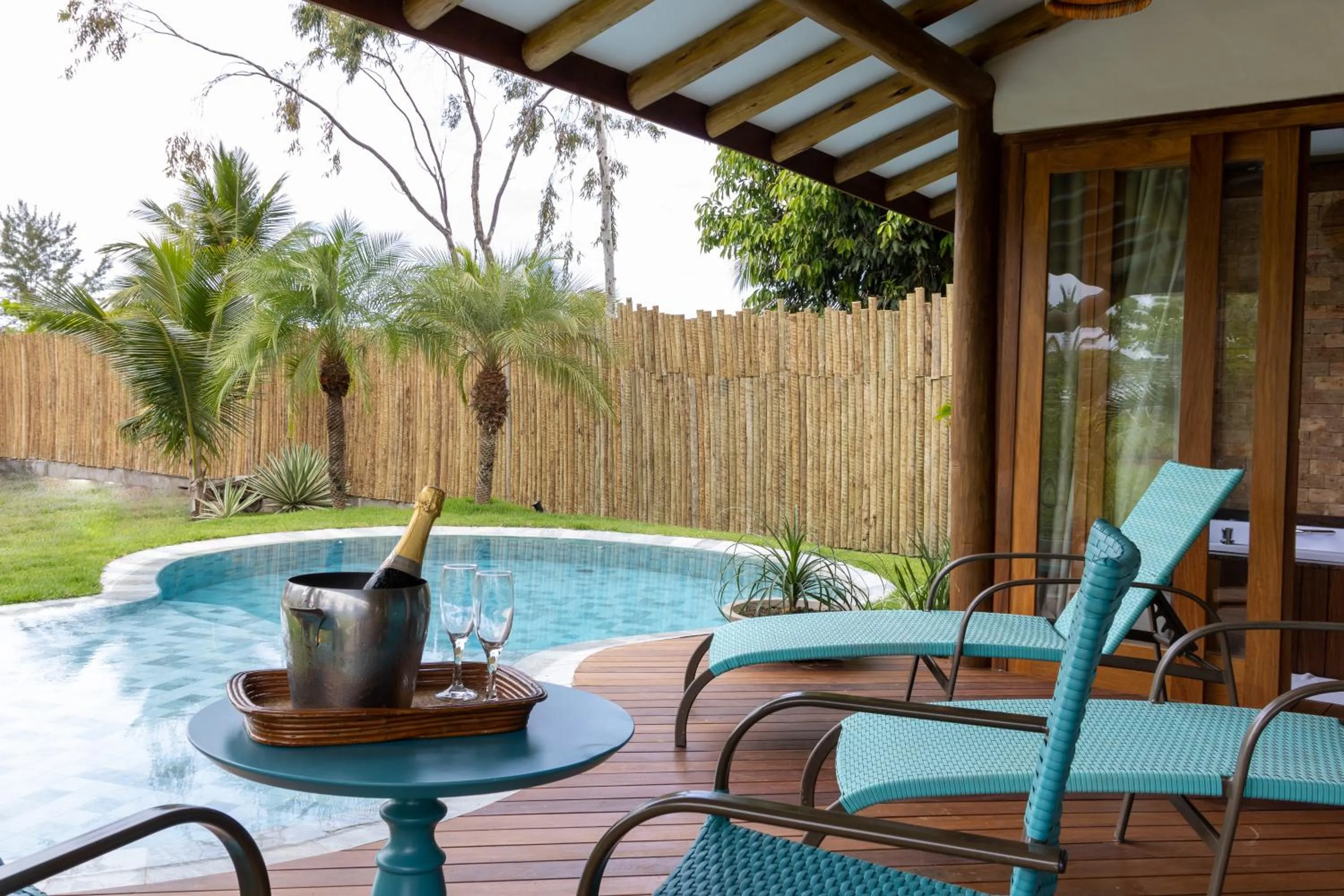 Swimming pool in Pousada Barrabella