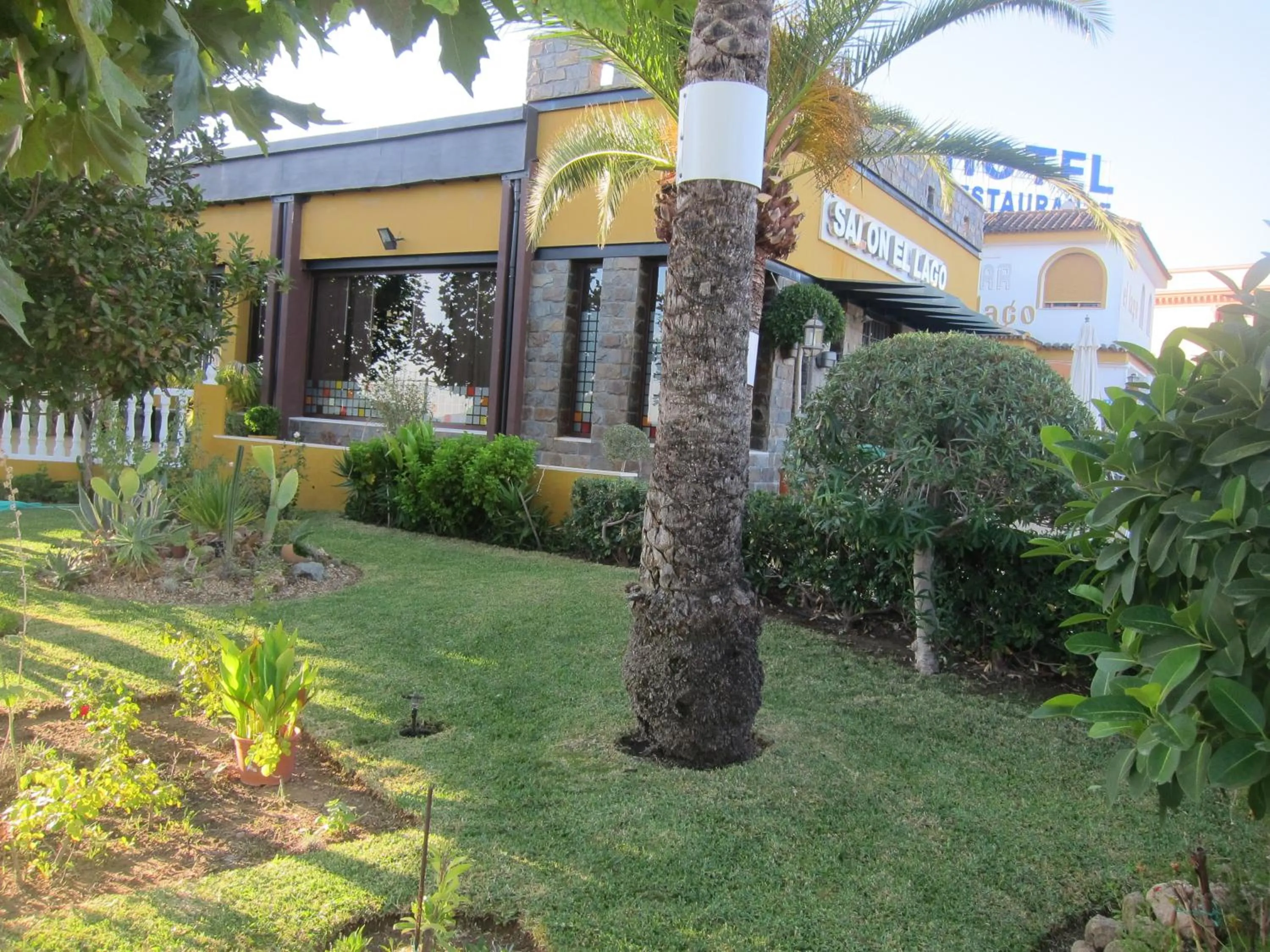 Area and facilities in Hotel Restaurante El Lago