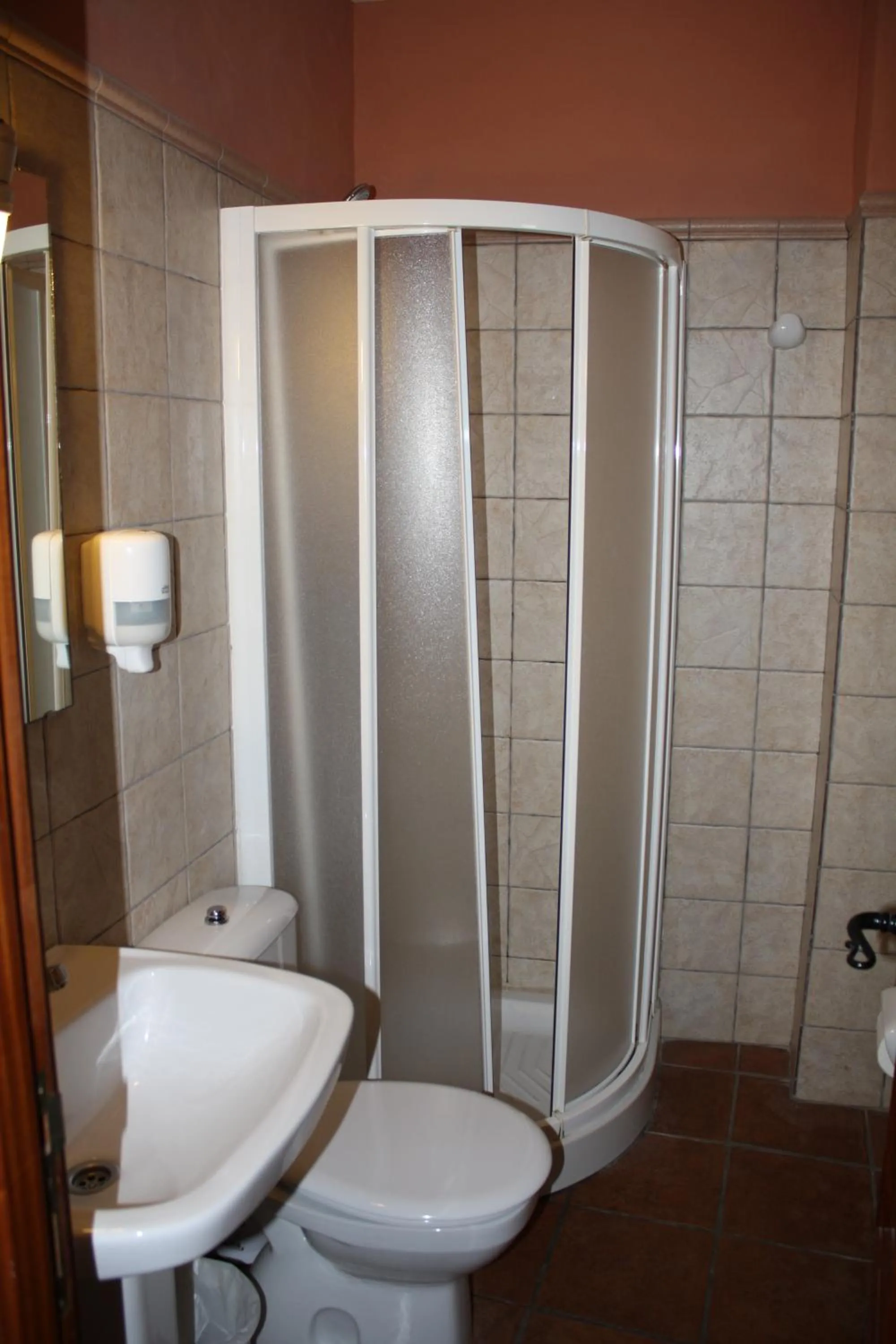 Bathroom in Hostal Torre de Guzmán