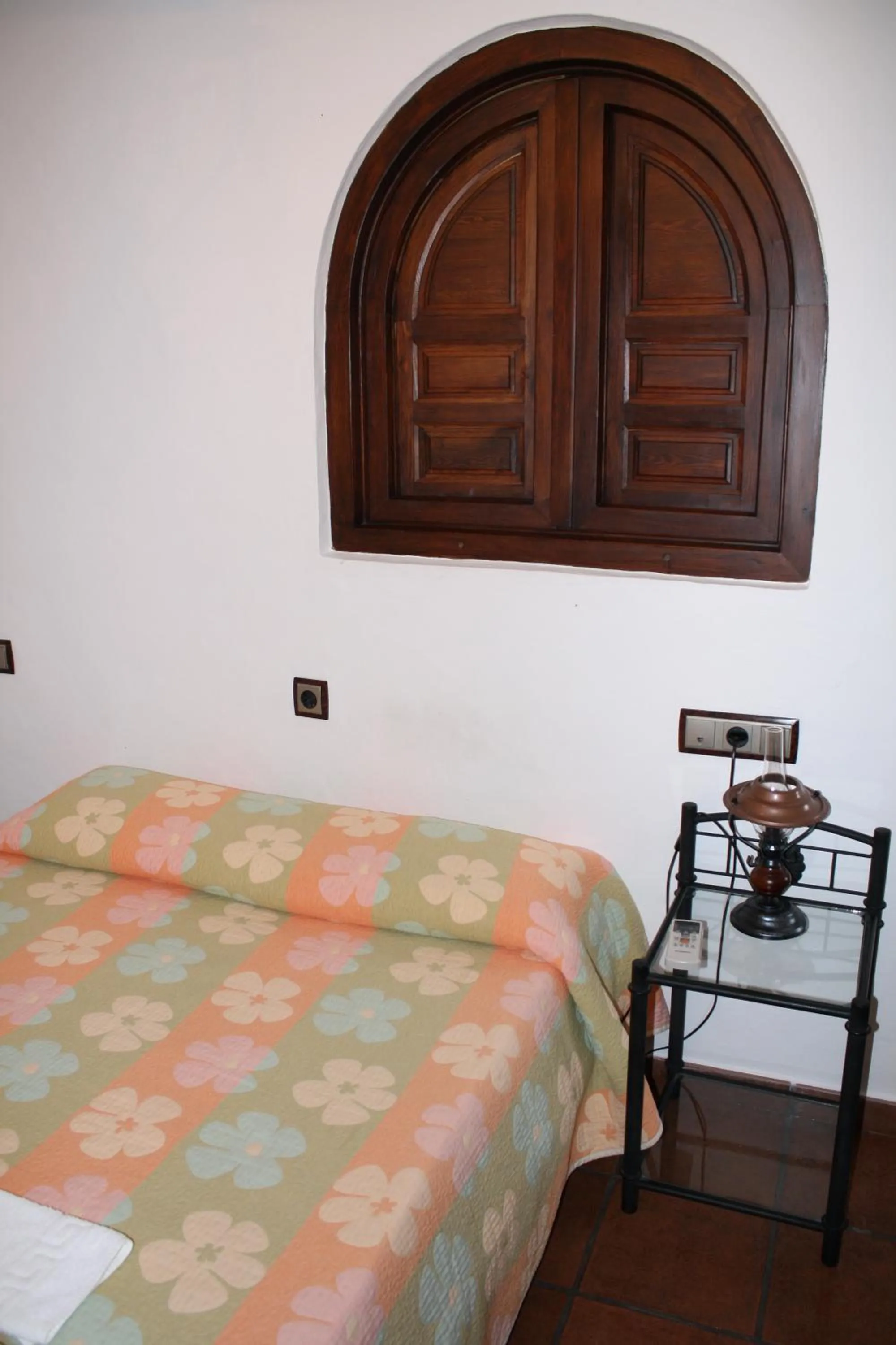 Photo of the whole room, Bed in Hostal Torre de Guzmán