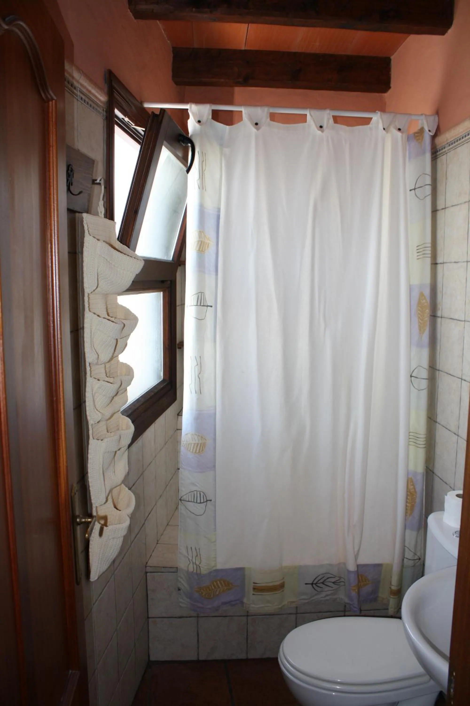 Bathroom in Hostal Torre de Guzmán