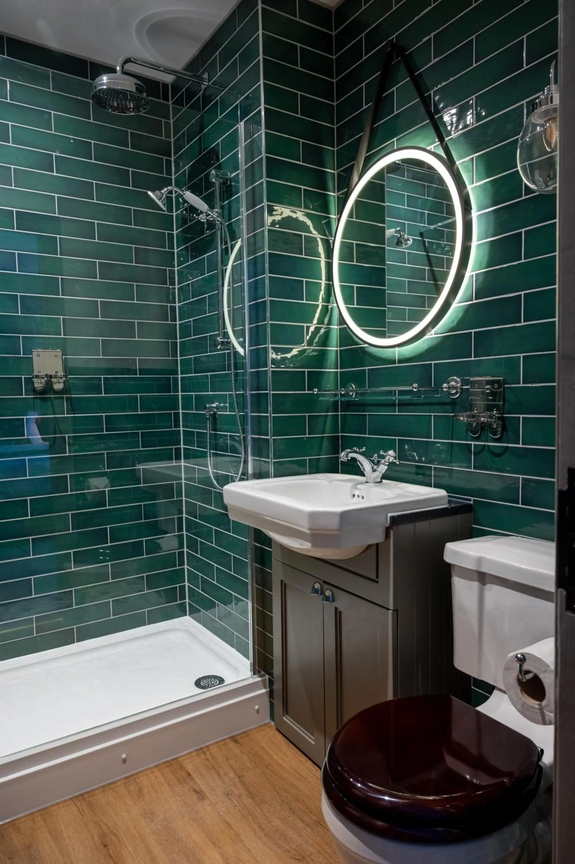 Shower in Ethorpe Hotel by Chef & Brewer Collection
