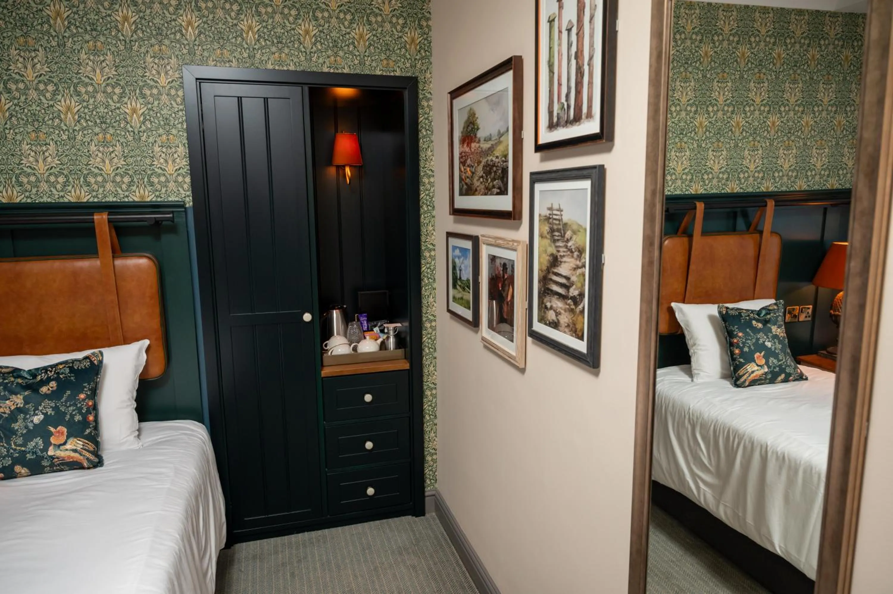 Bedroom, Bed in Ethorpe Hotel by Chef & Brewer Collection