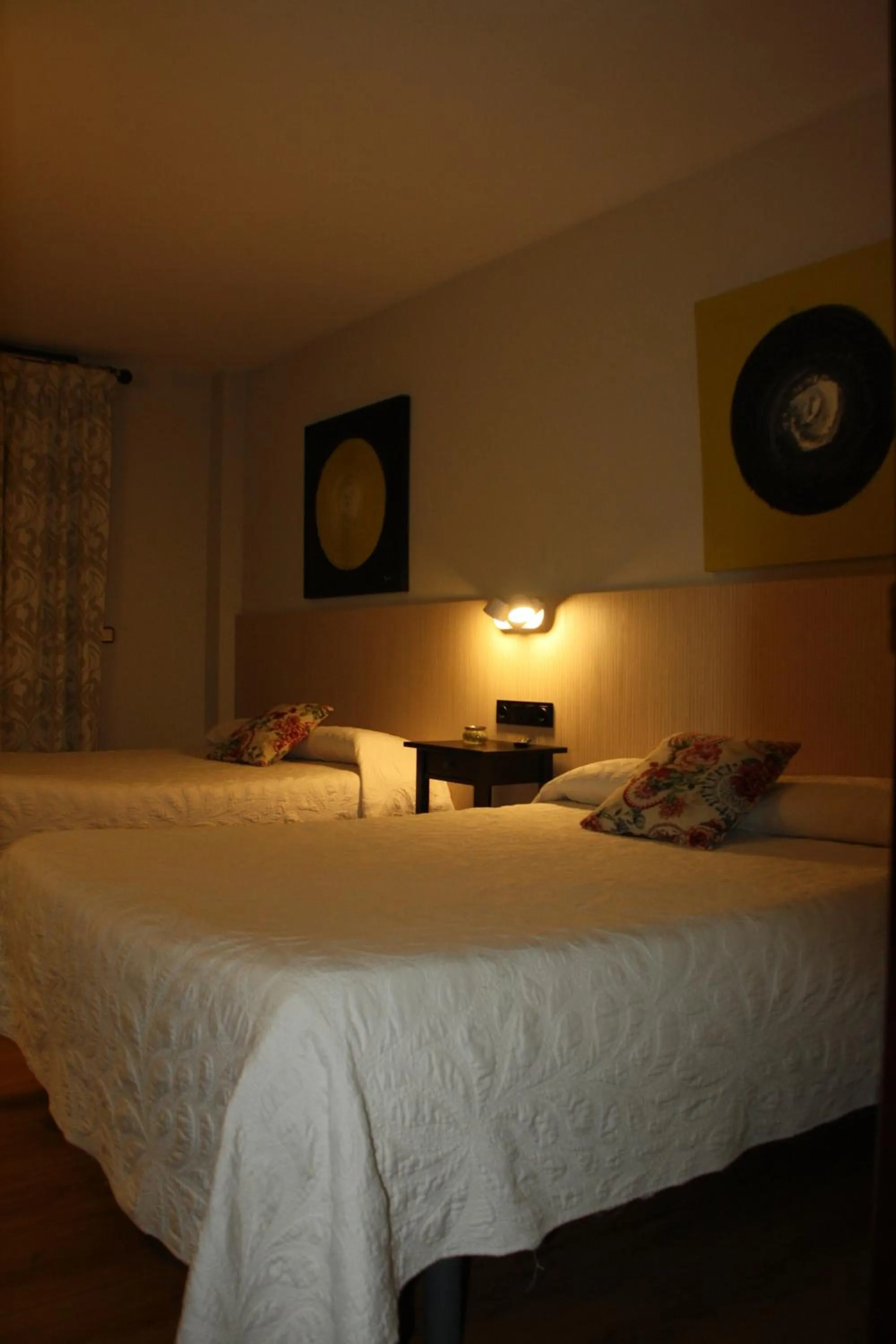 Bed in Hostal Crisami