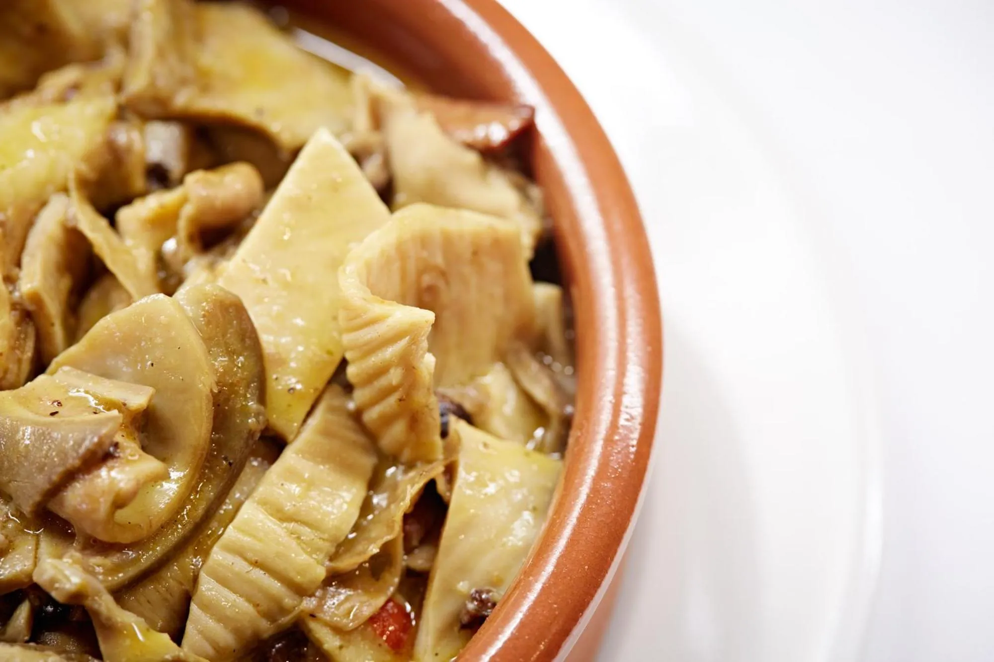 Restaurant/places to eat in Hostal Crisami