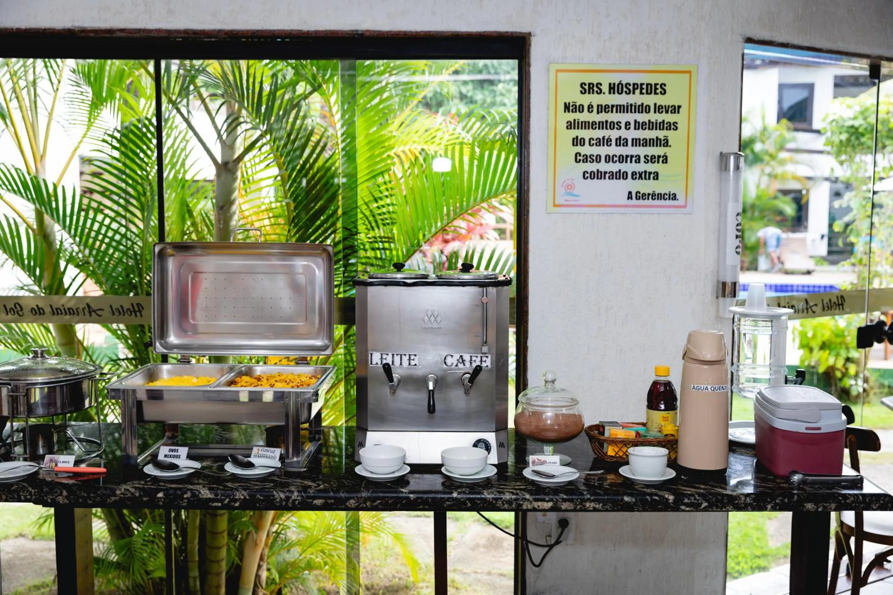 Food and drinks in Arraial do Sol Beach Hotel