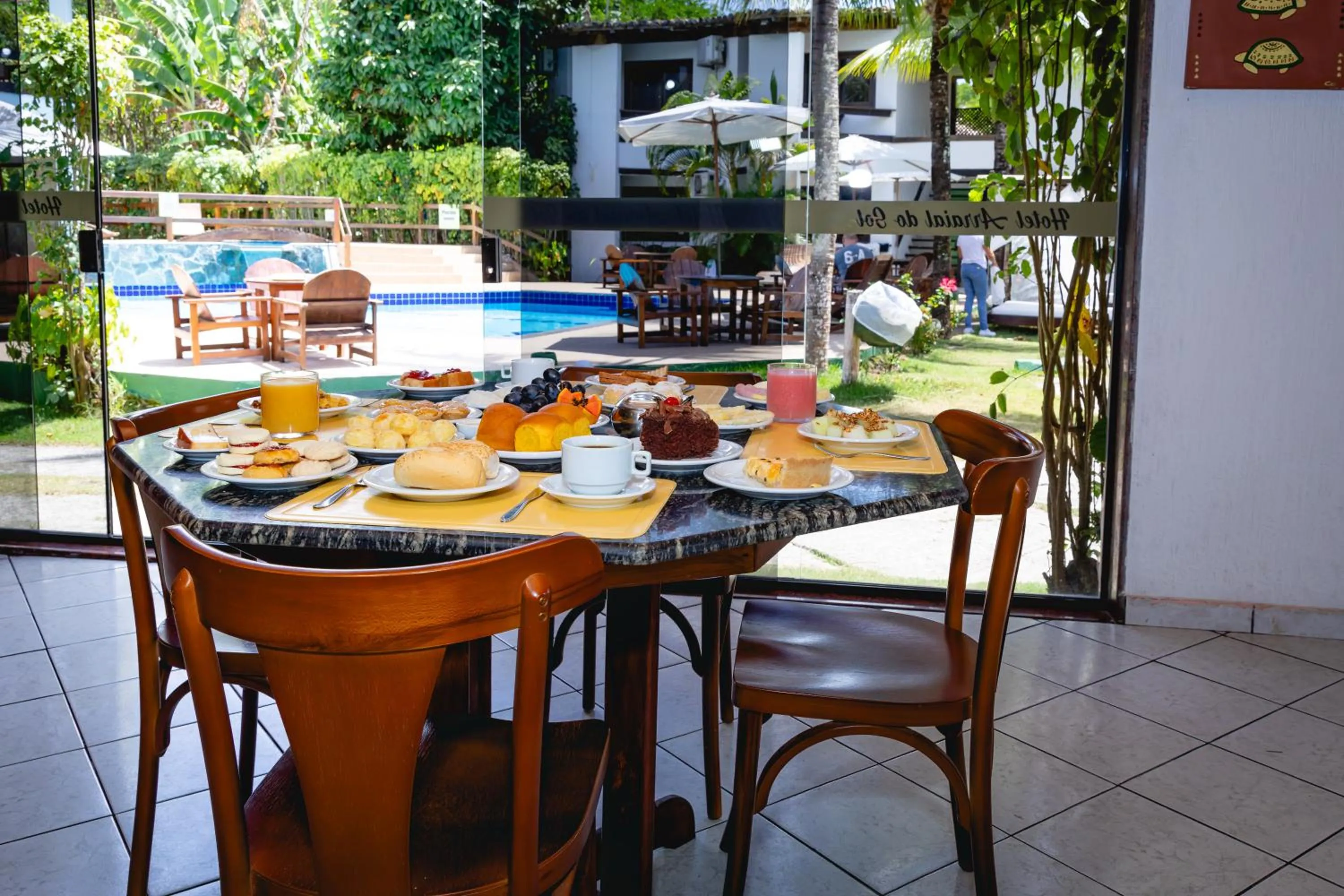 Food and drinks in Arraial do Sol Beach Hotel