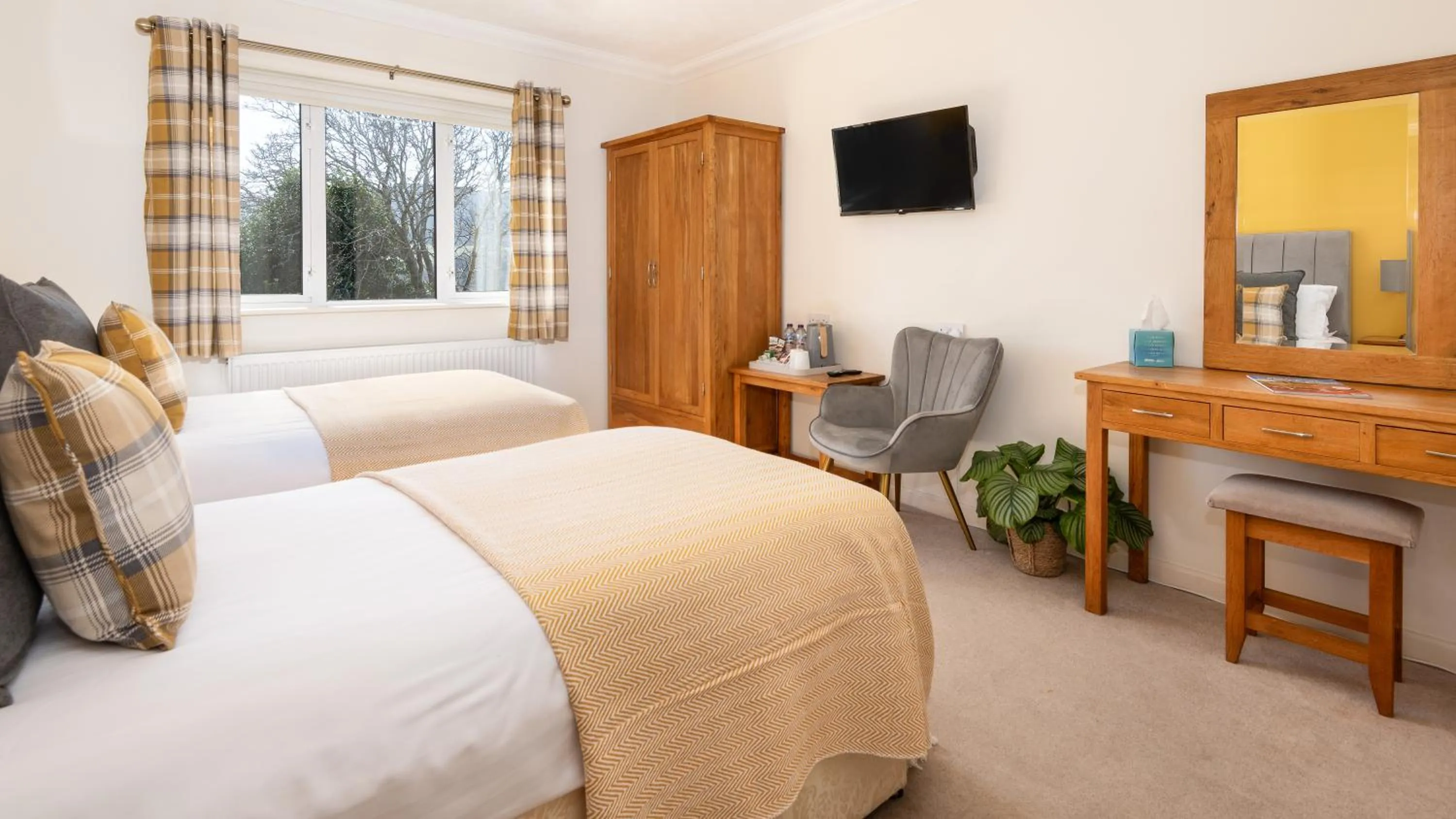 Bedroom, Bed in Beinn Bhracaigh