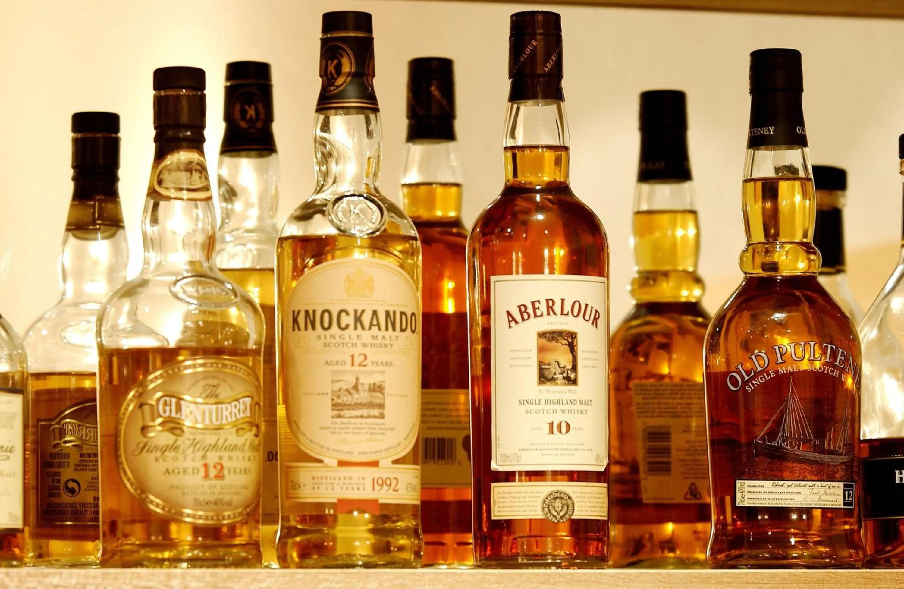 Communal lounge/ TV room in Beinn Bhracaigh