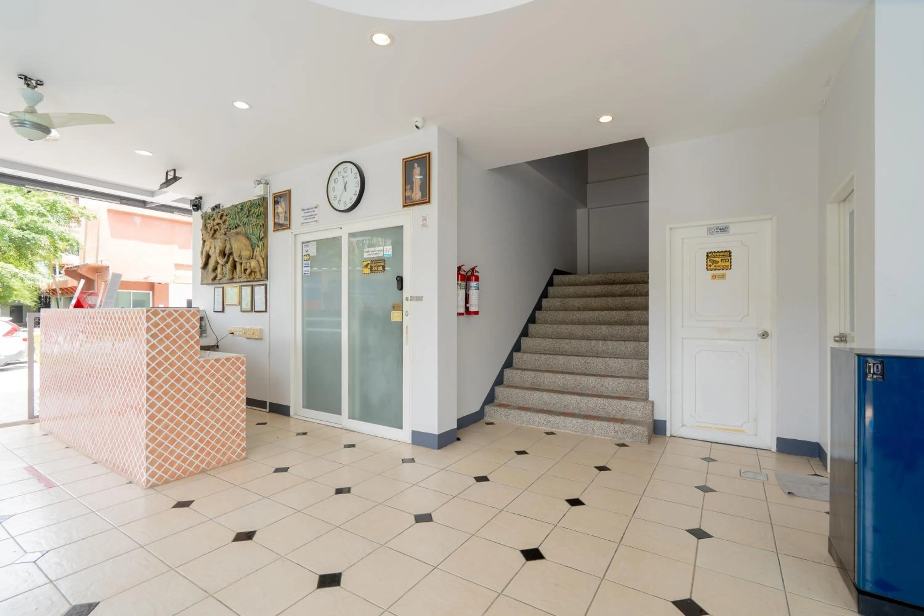 Lobby or reception in Square One Hotel Patong