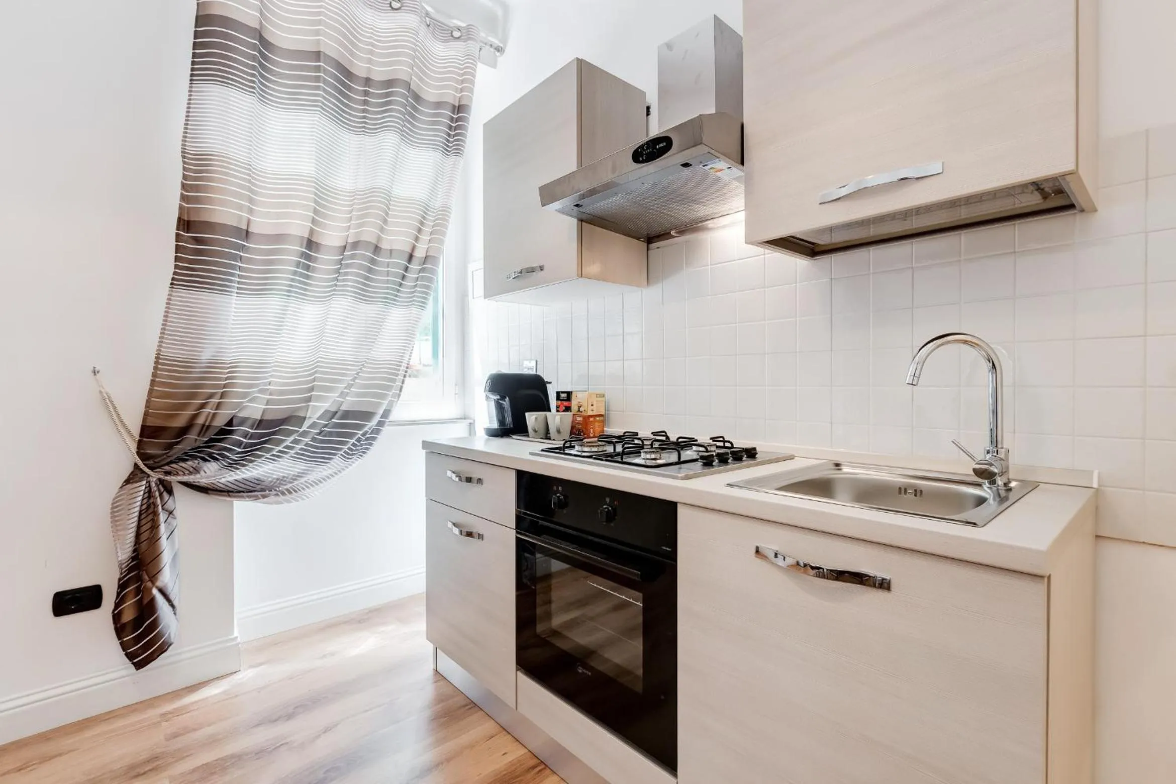 Kitchen or kitchenette in Vaticano Private Apartment