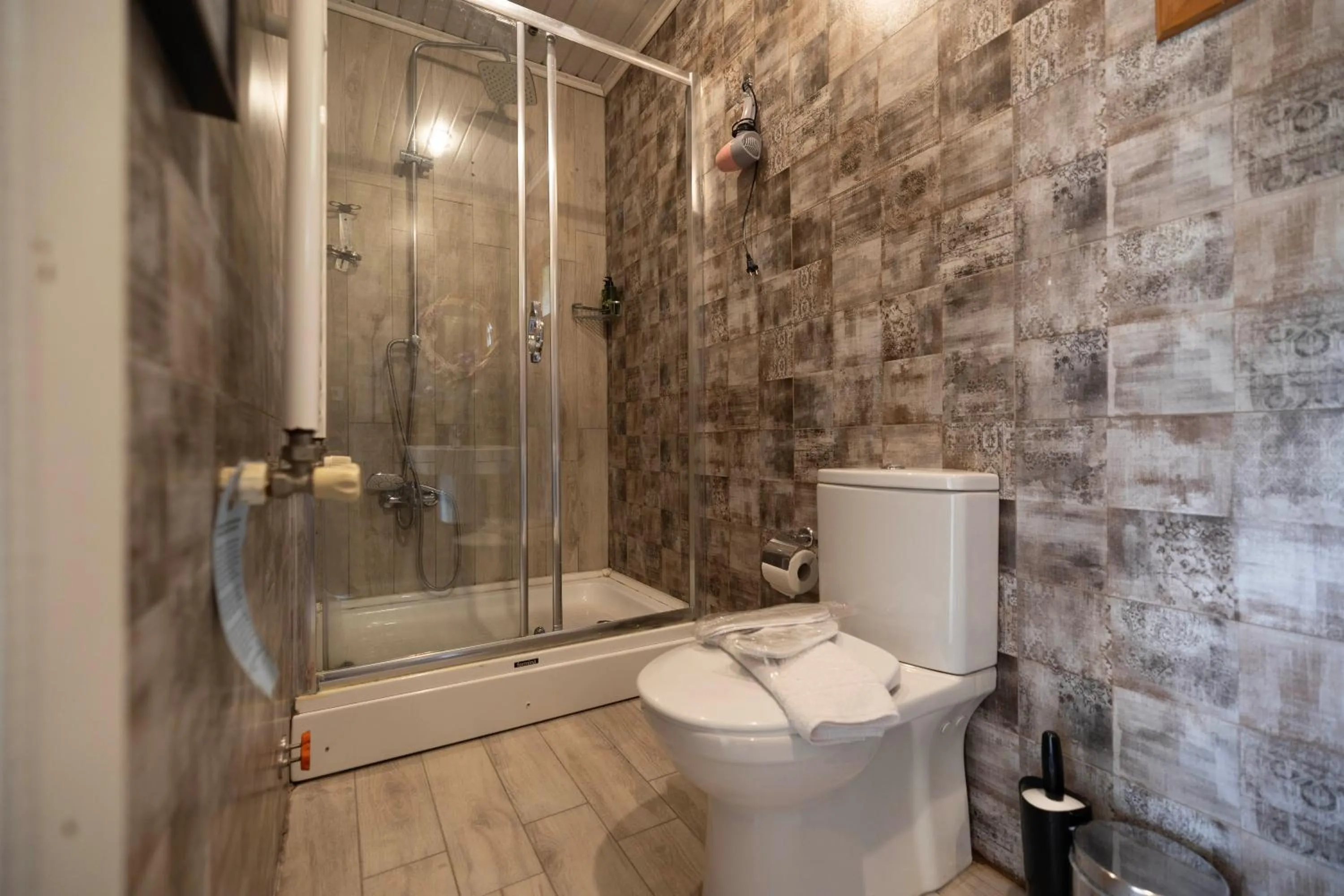 Shower in Park Mandalin Hotel - Adult only