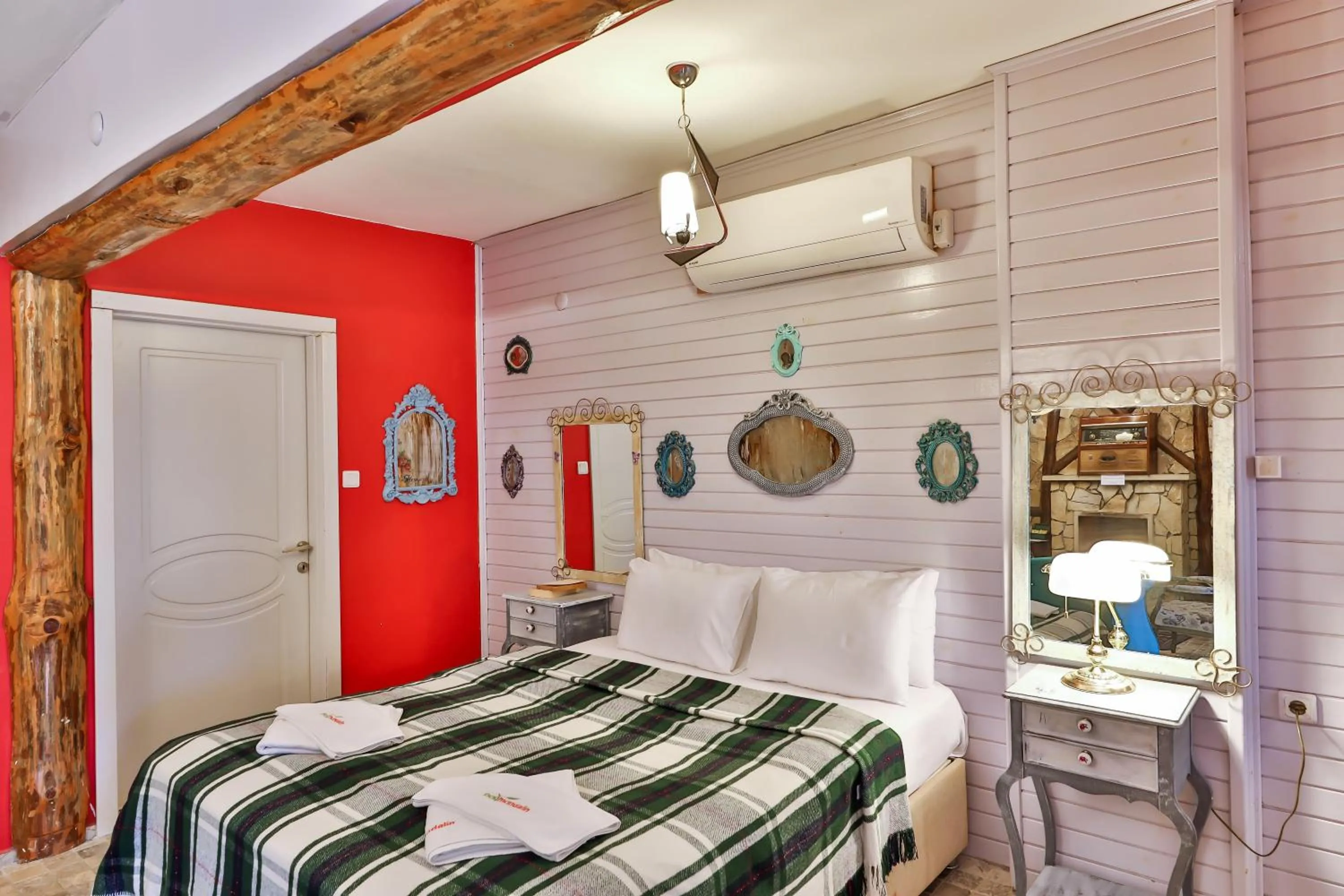 Bedroom, Bed in Park Mandalin Hotel - Adult only