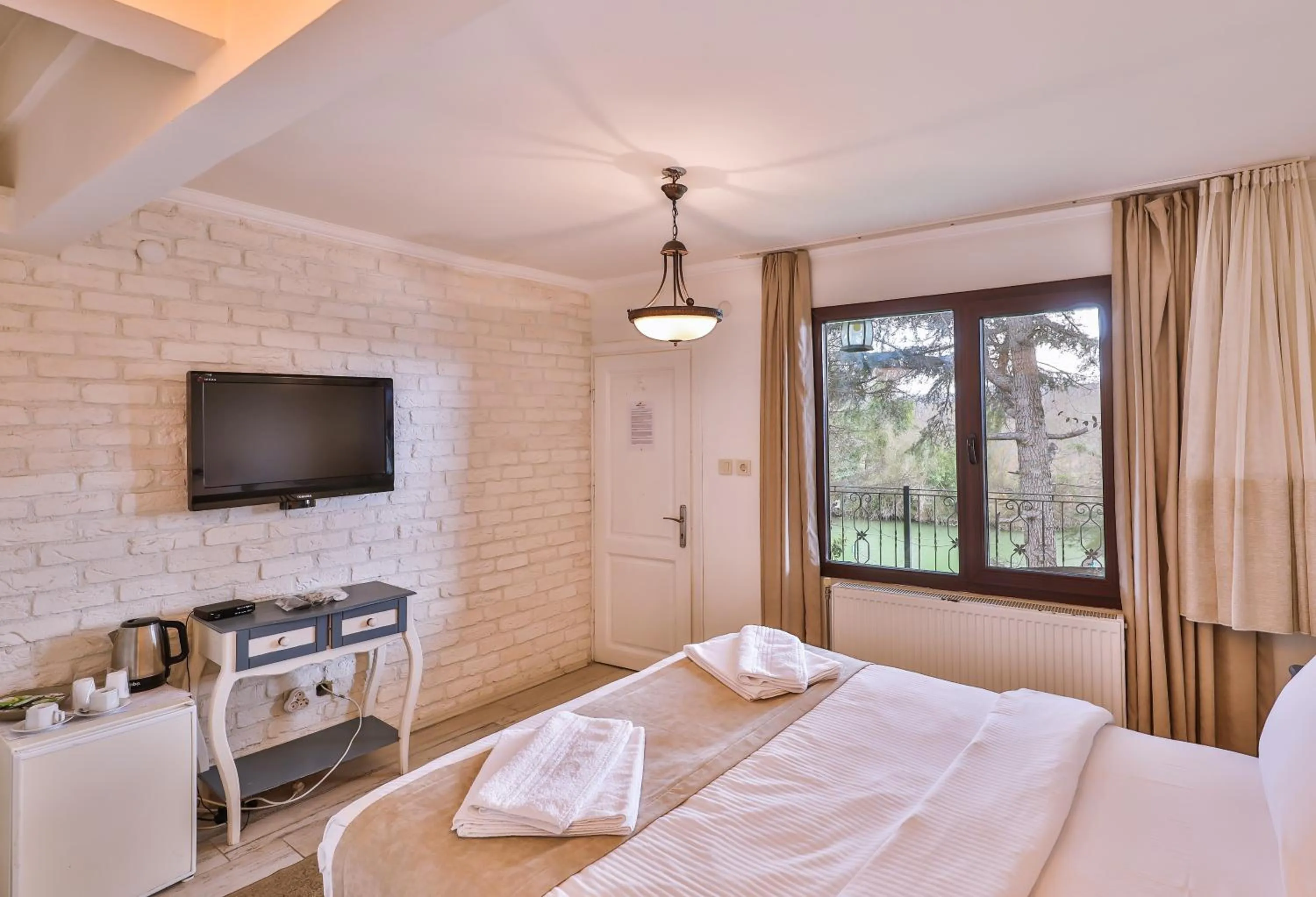 Bedroom, Bed in Park Mandalin Hotel - Adult only