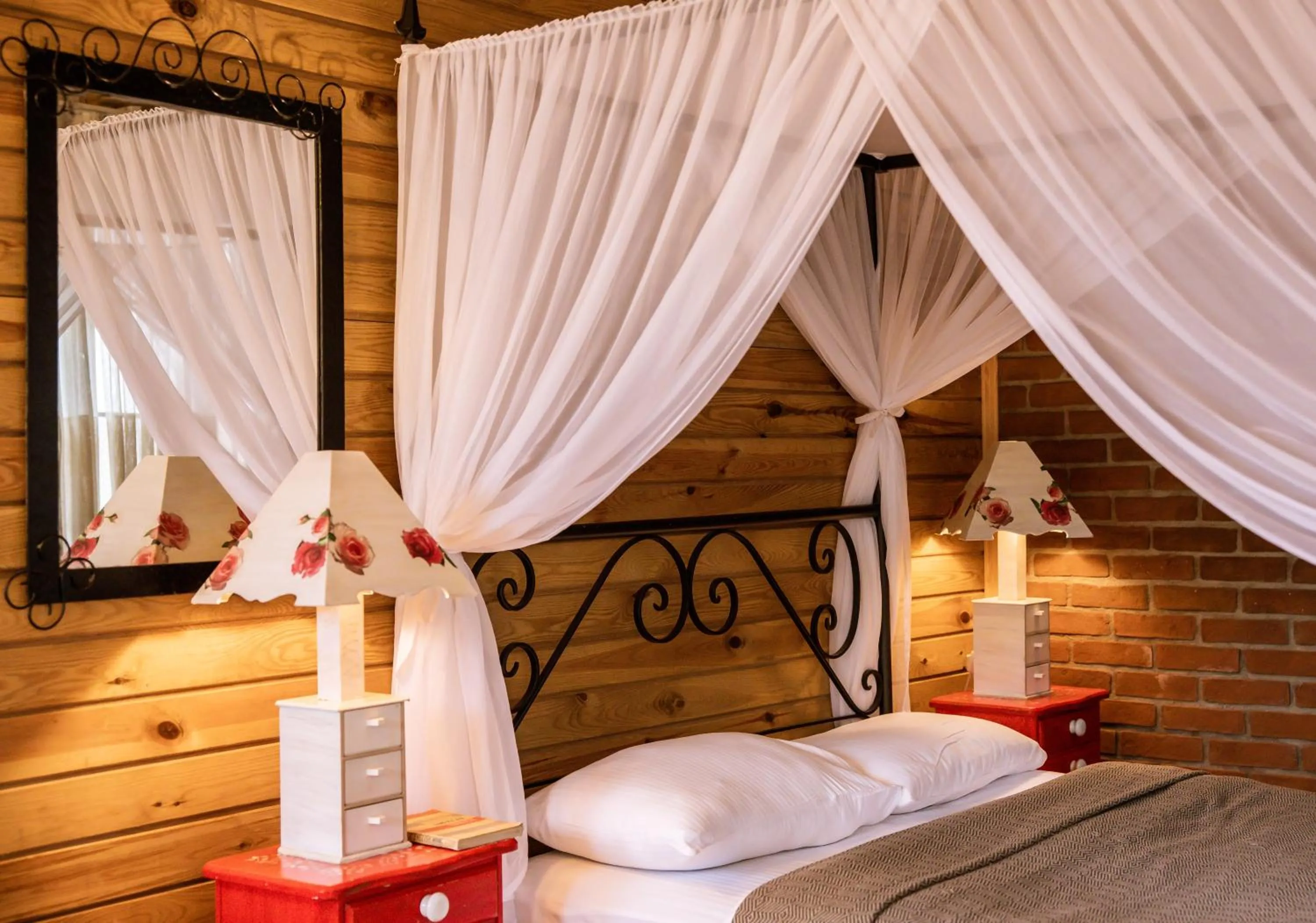 Bed in Park Mandalin Hotel - Adult only