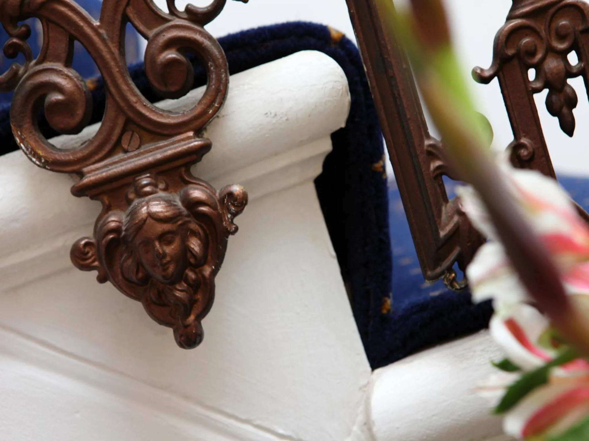 Lobby or reception in Gatwick Cambridge Hotel