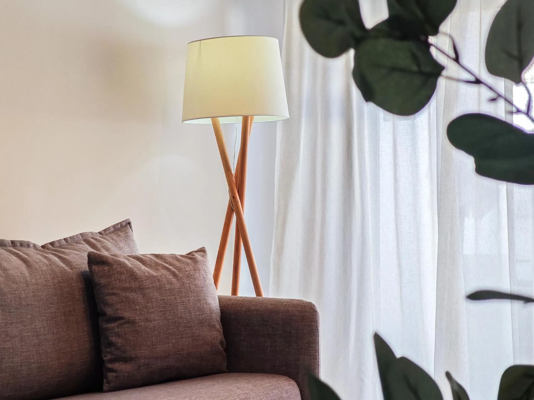 Living room in AZZ Sevilla Torre de la Plata Apartamentos