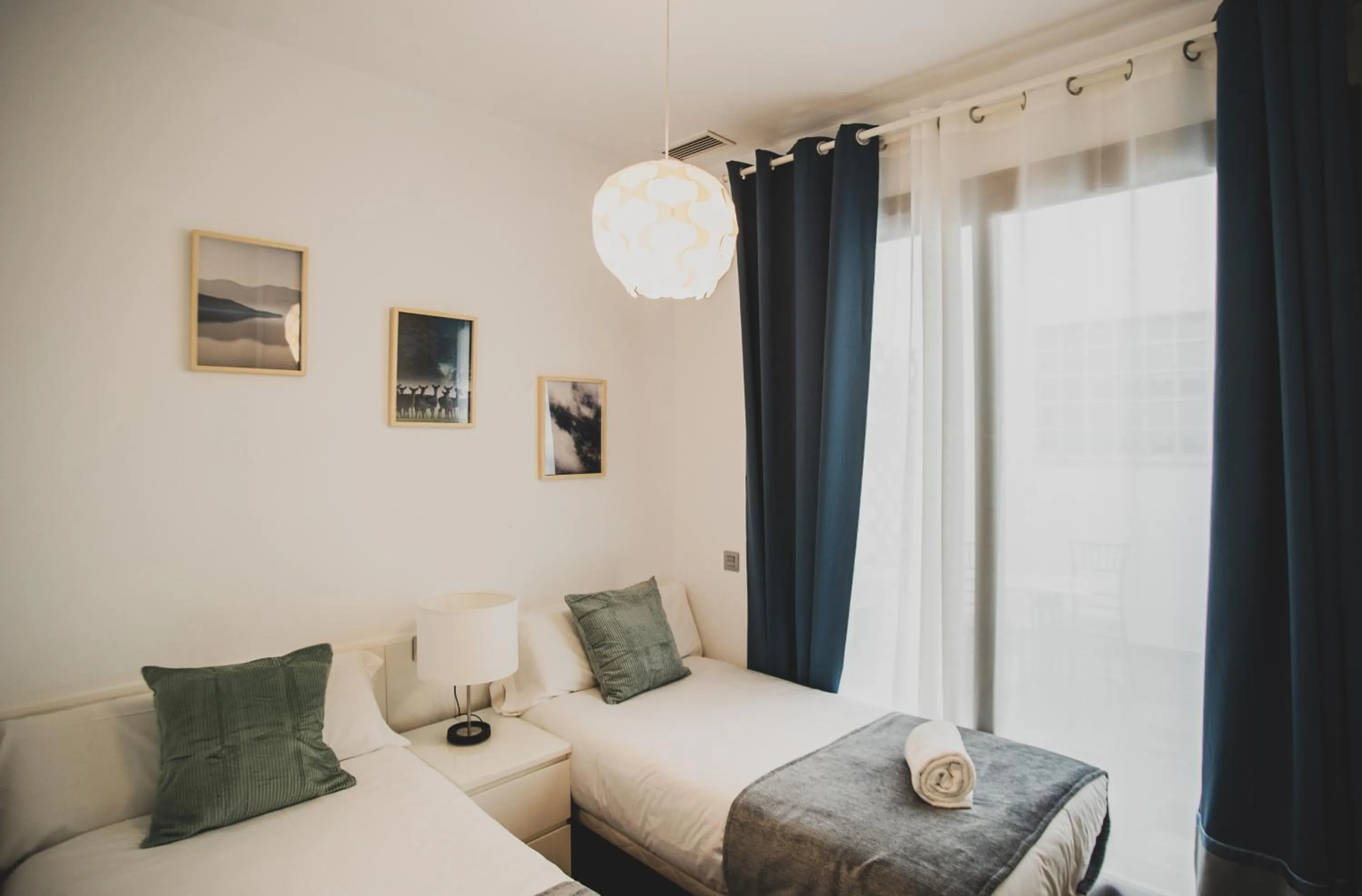 Bedroom, Bed in AZZ Sevilla Torre de la Plata Apartamentos