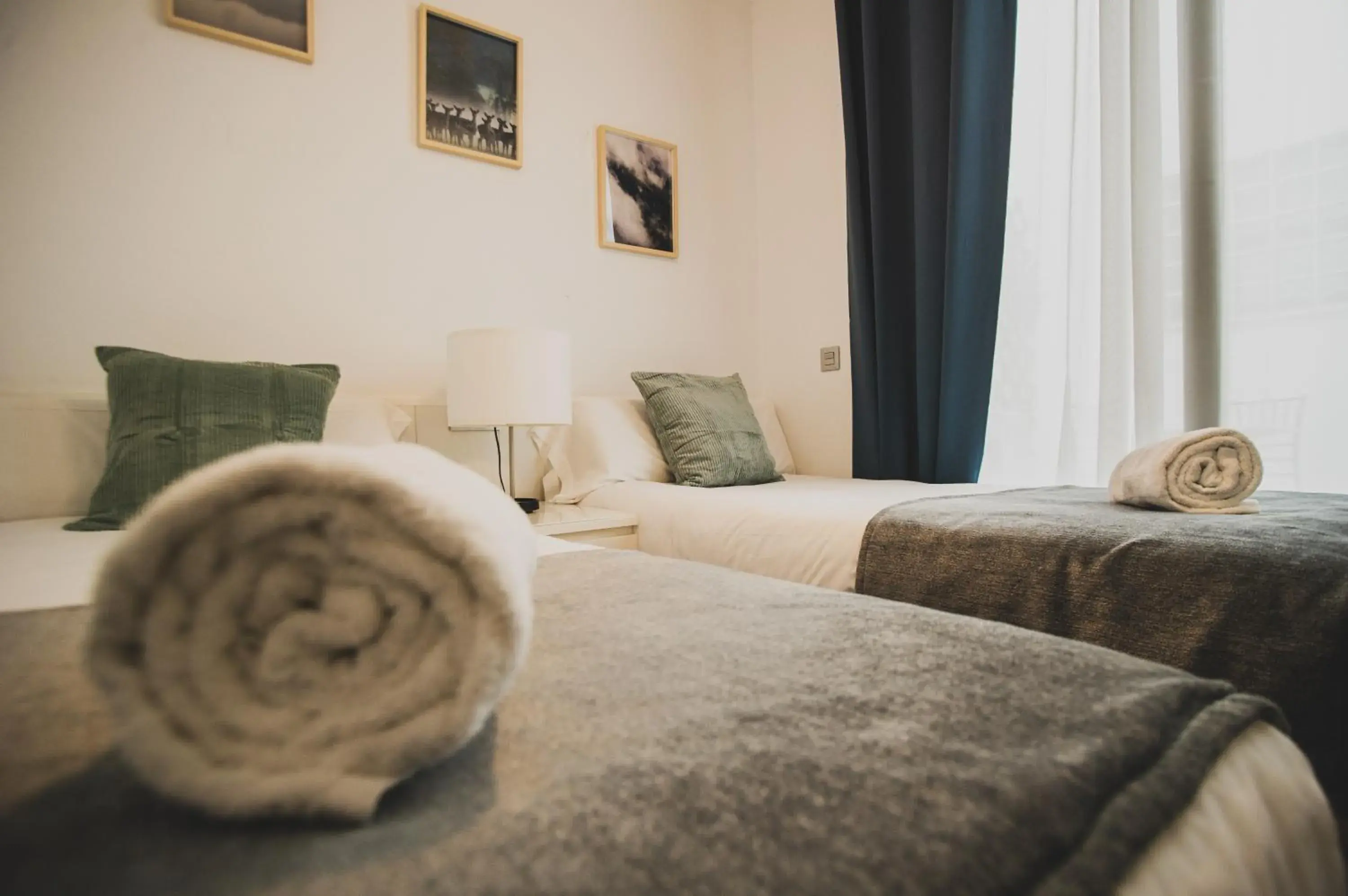 Bedroom, Bed in AZZ Sevilla Torre de la Plata Apartamentos Bedroom, Bed in AZZ Sevilla Torre de la Plata Apartamentos