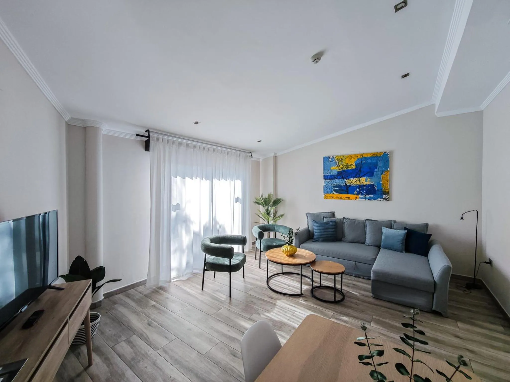 Communal lounge/ TV room in AZZ Sevilla Torre de la Plata Apartamentos