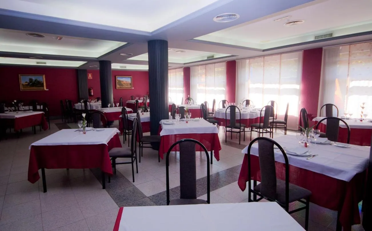 Restaurant/places to eat in Hotel Fornos