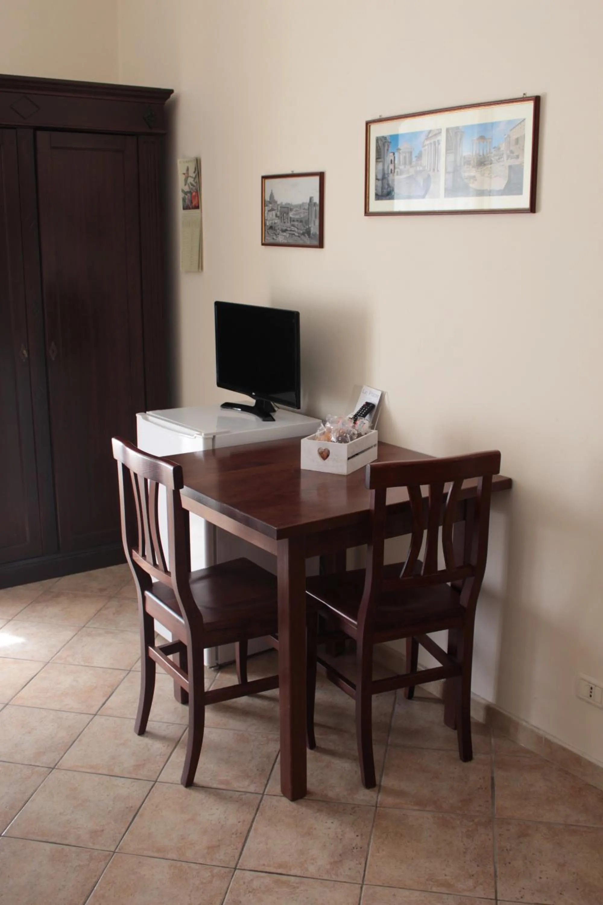 TV and multimedia in Ianus Guest House