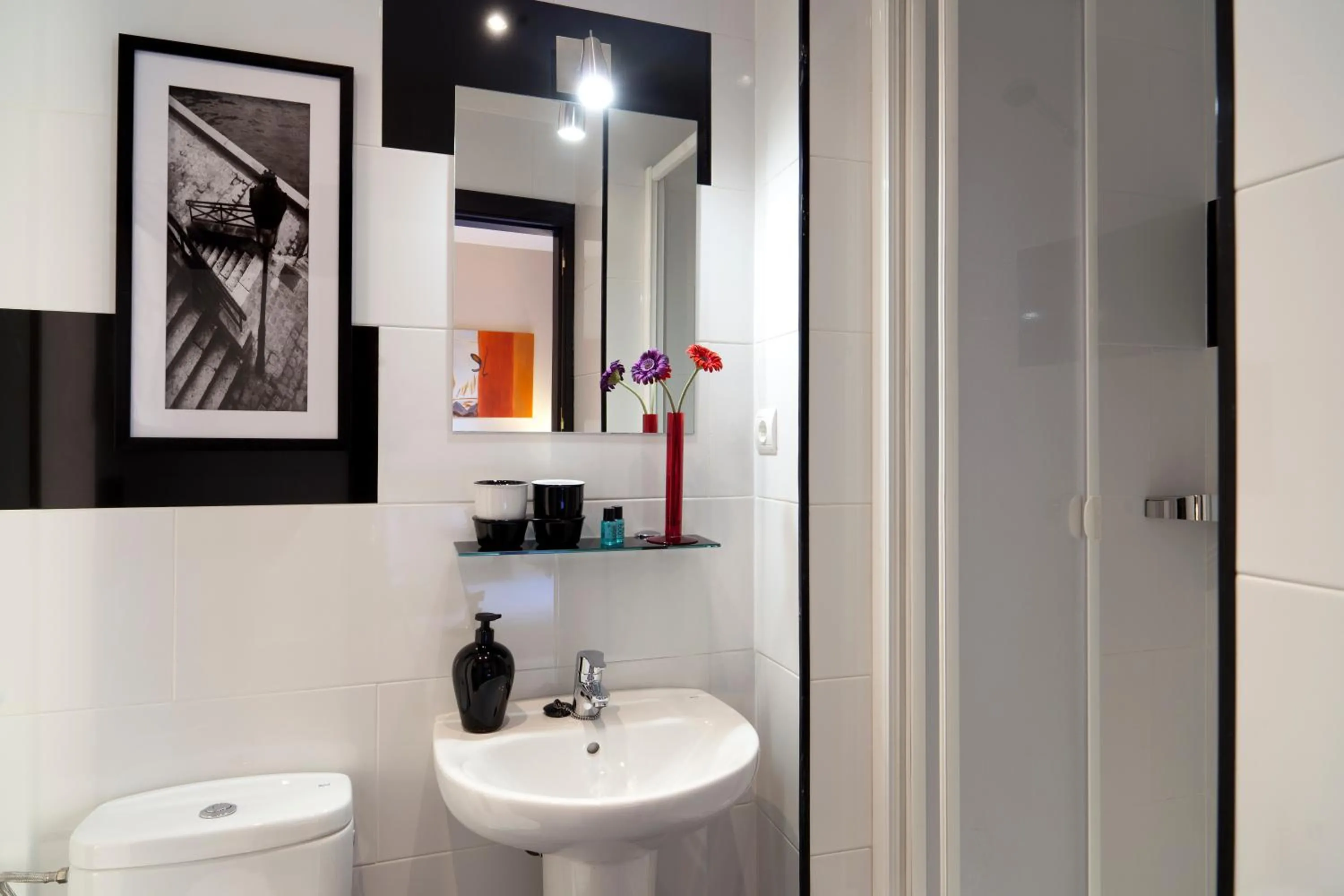 Double Room in THC Tirso Molina Hostel