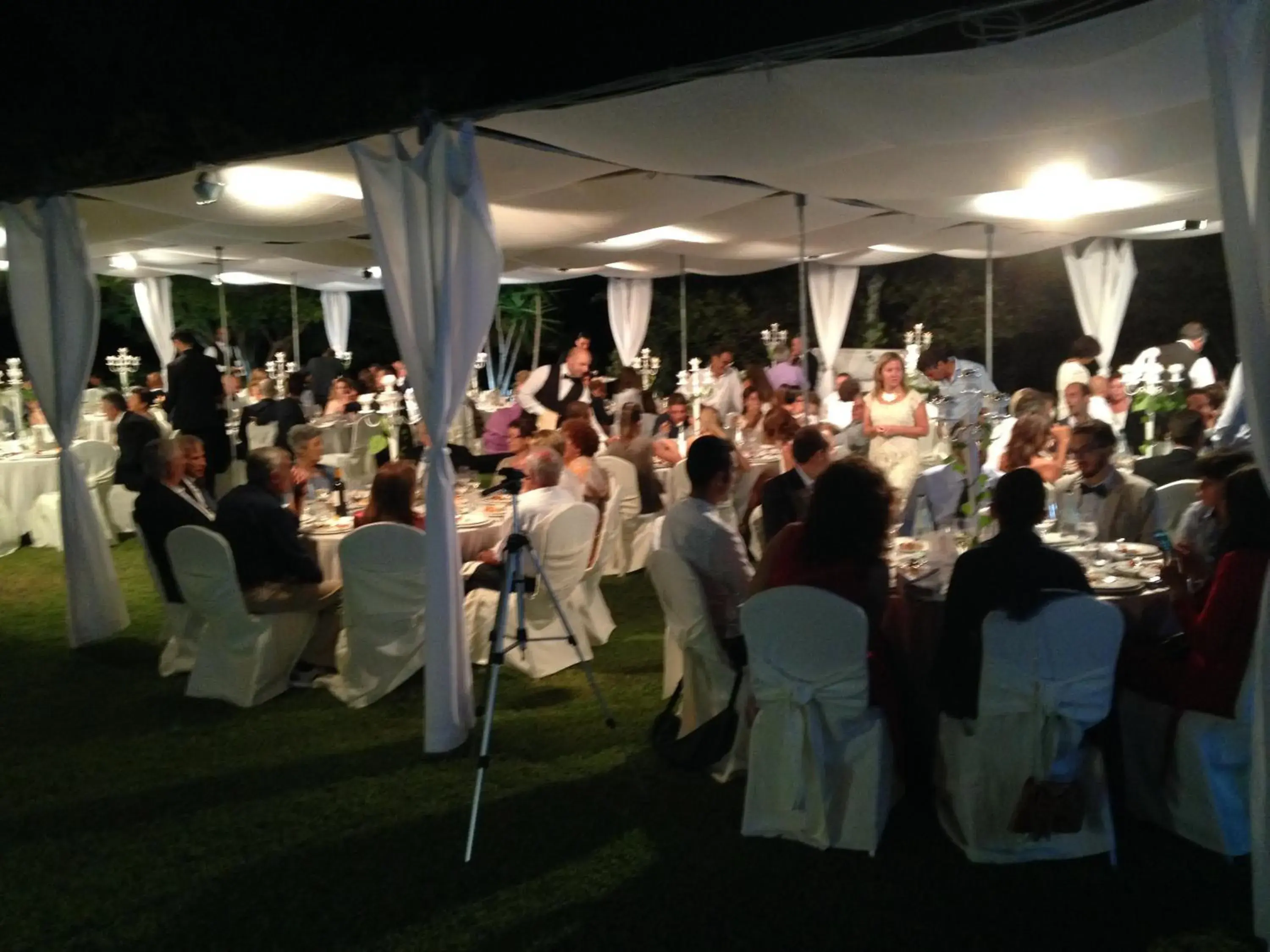 Restaurant/places to eat in Villa Catalano Restaurant/places to eat in Villa Catalano