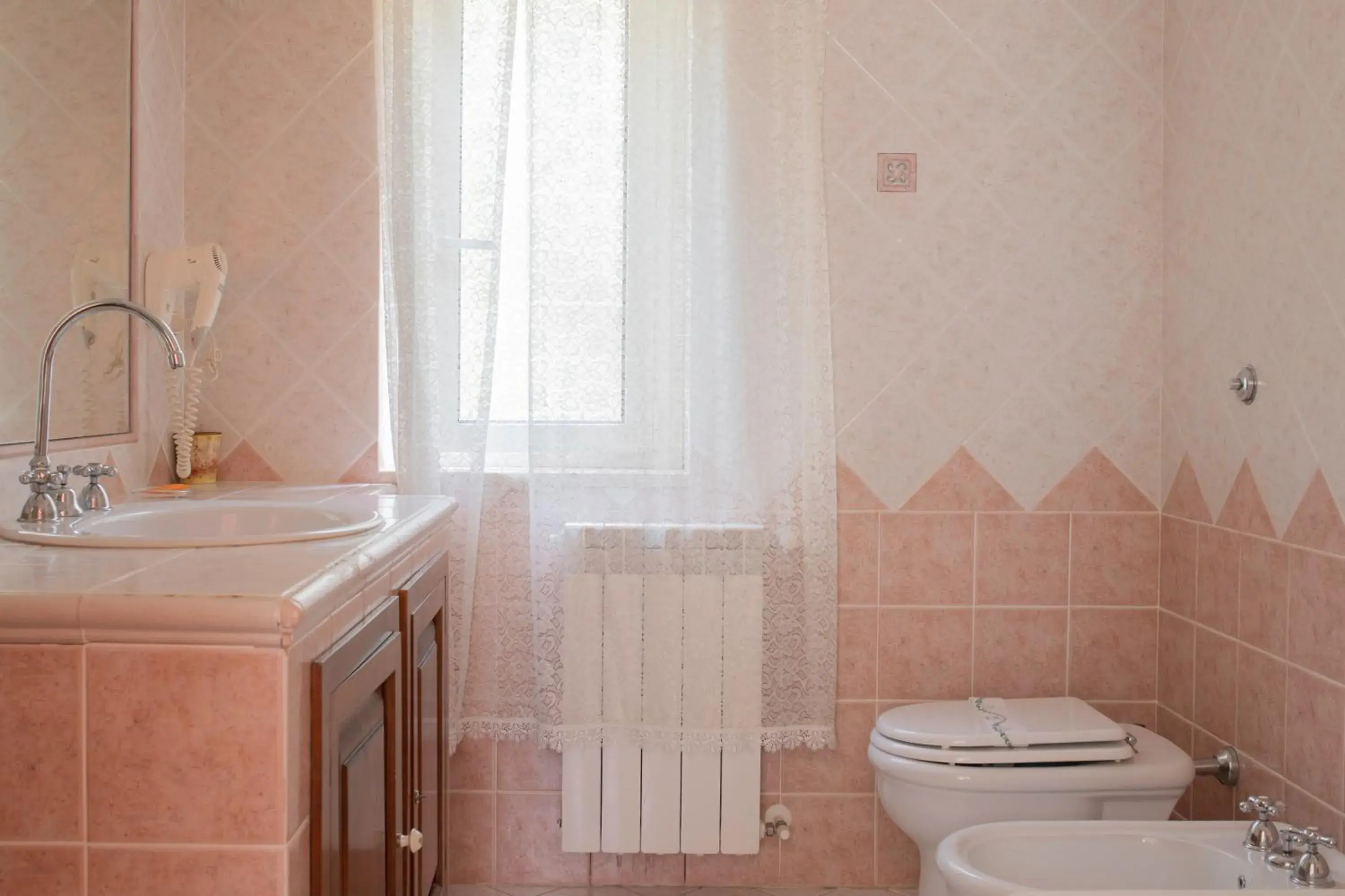 Property building in Villa Catalano Property building in Villa Catalano