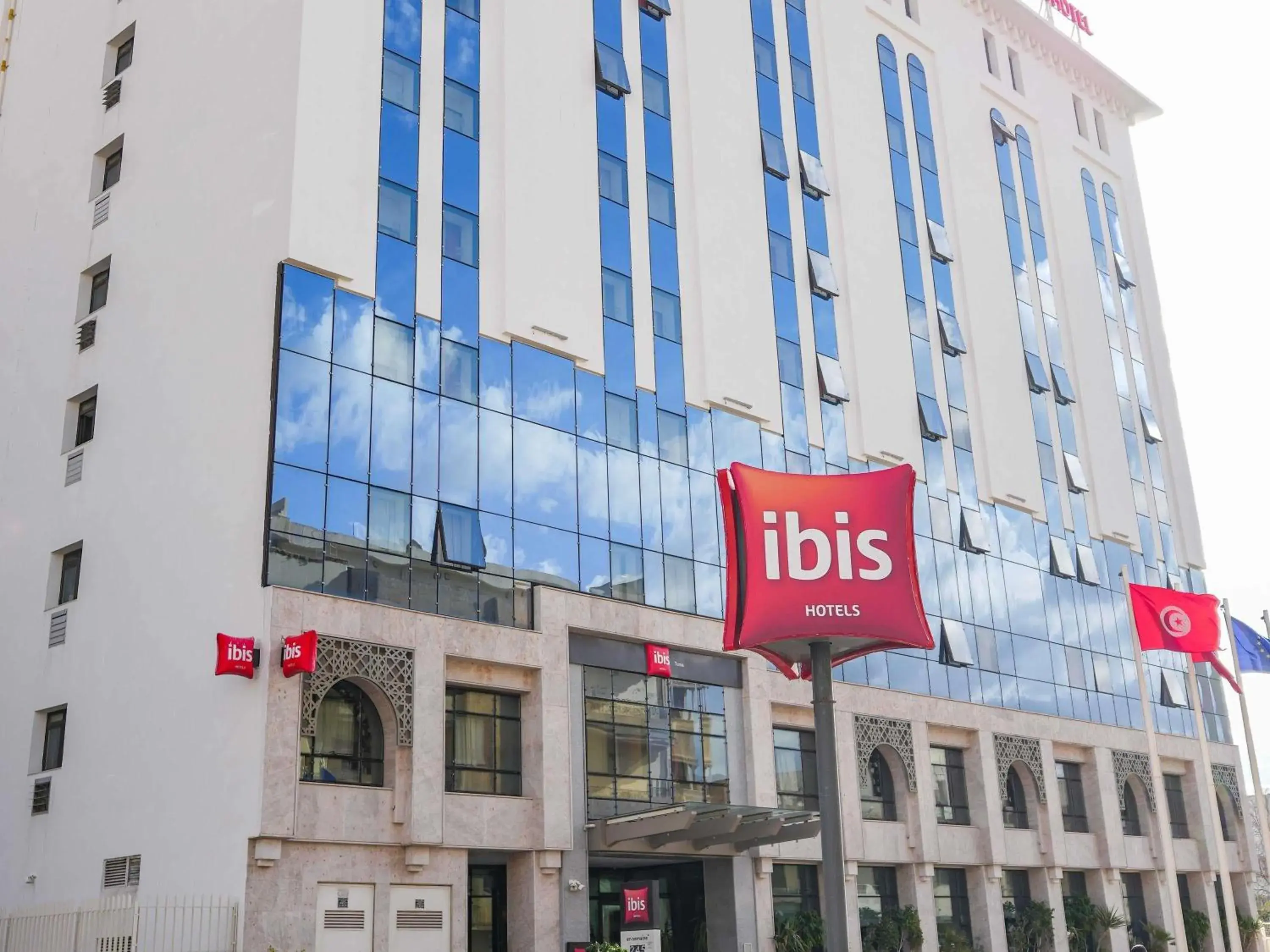 Property building in Ibis Tunis Property building in Ibis Tunis