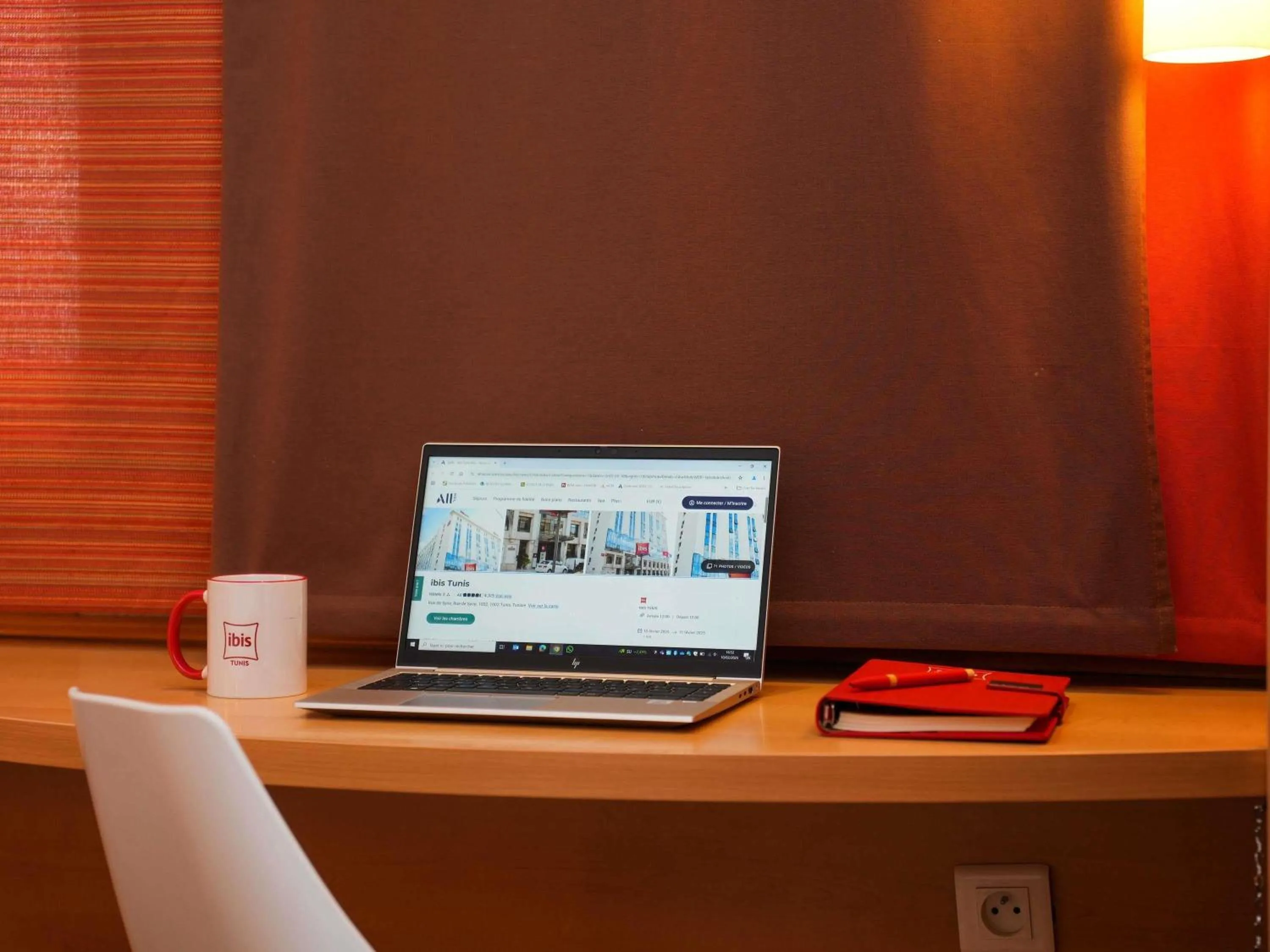 Bedroom in Ibis Tunis