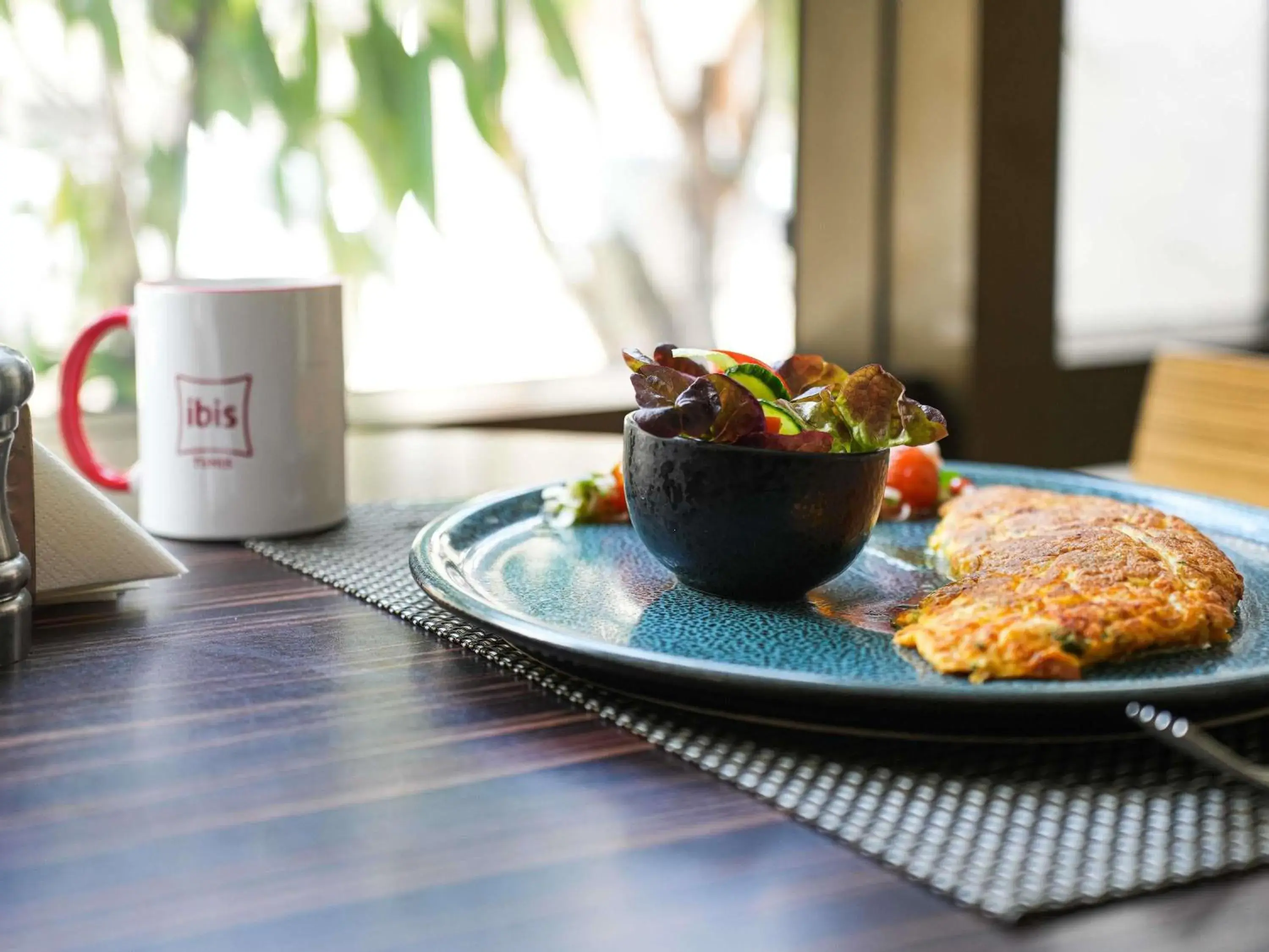 Lounge or bar in Ibis Tunis Lounge or bar in Ibis Tunis