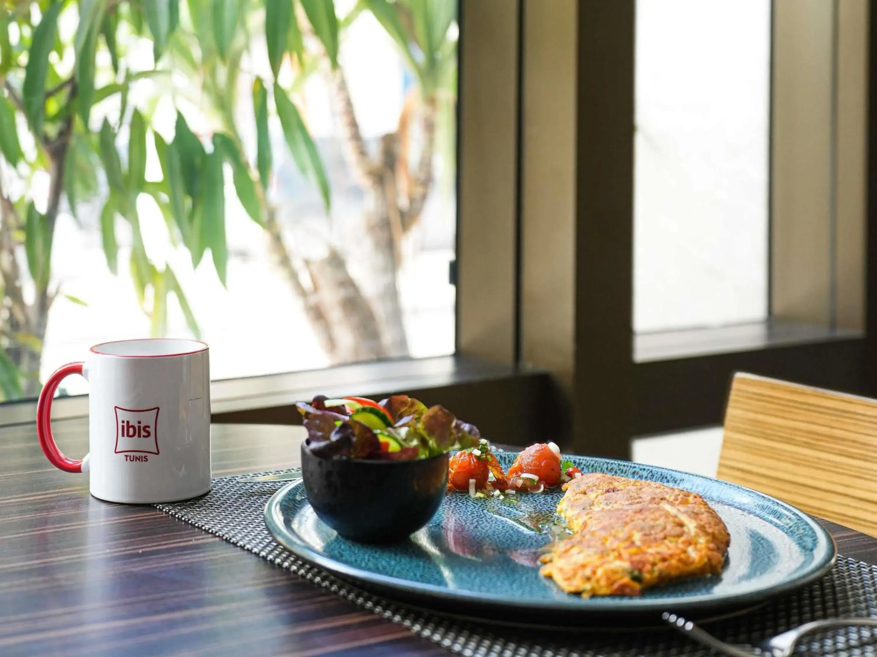 Lounge or bar in Ibis Tunis Lounge or bar in Ibis Tunis