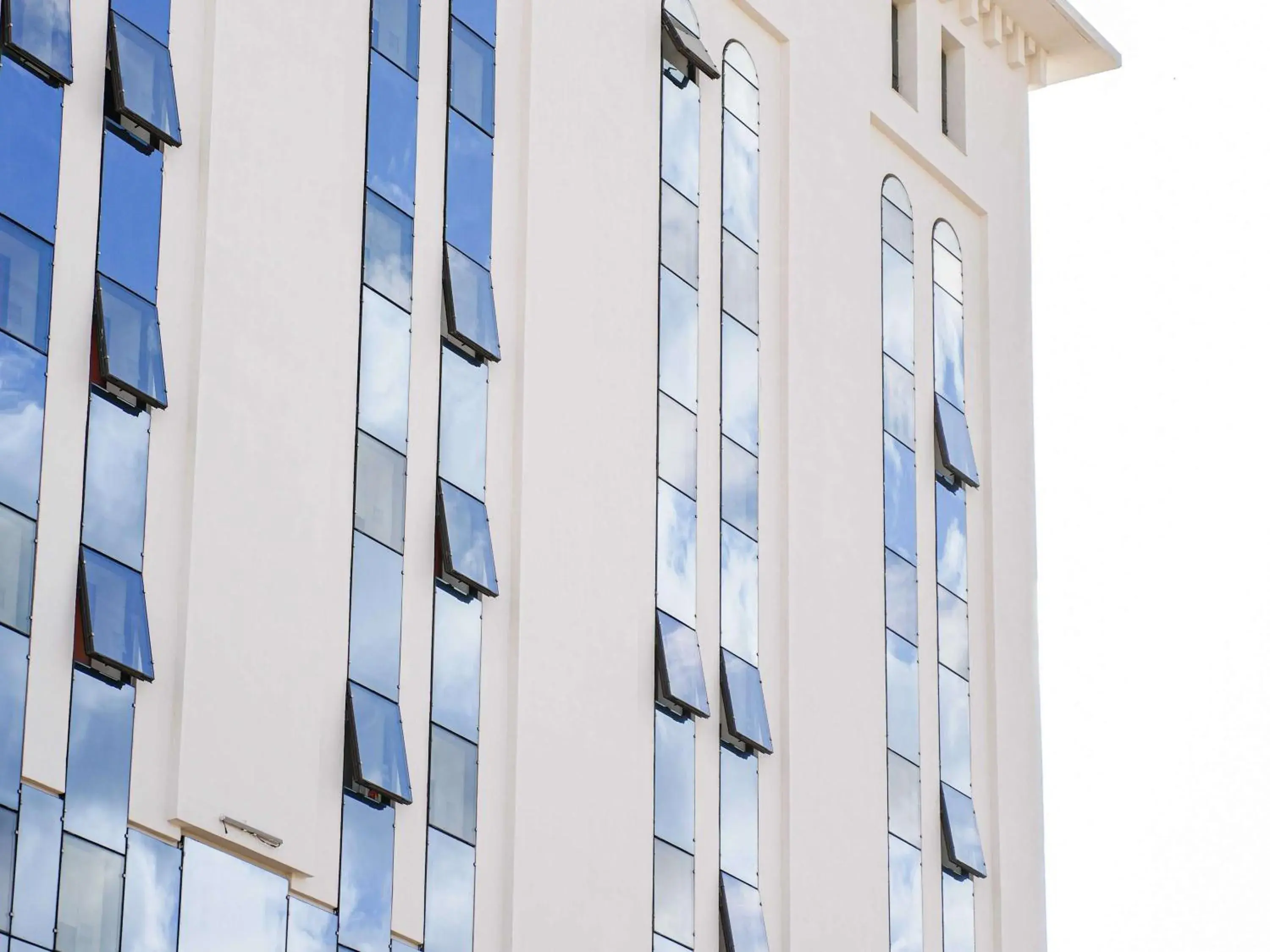 Property building in Ibis Tunis Property building in Ibis Tunis