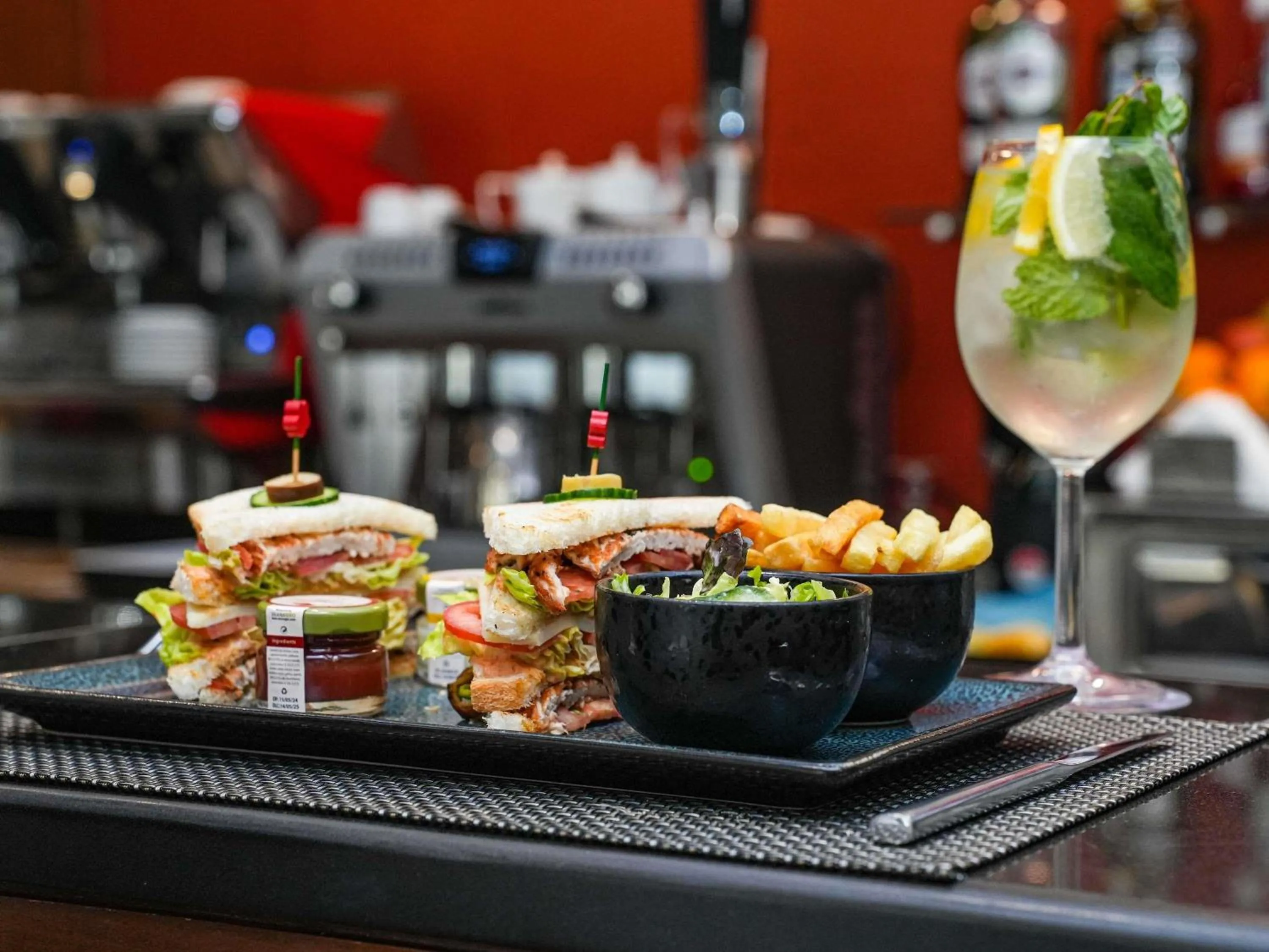 Lounge or bar in Ibis Tunis