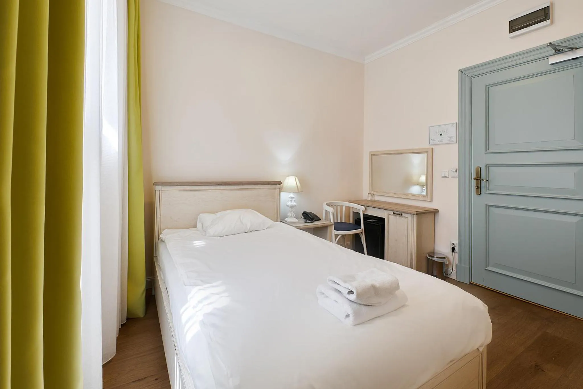 Bed in Stabu Sēta Residence