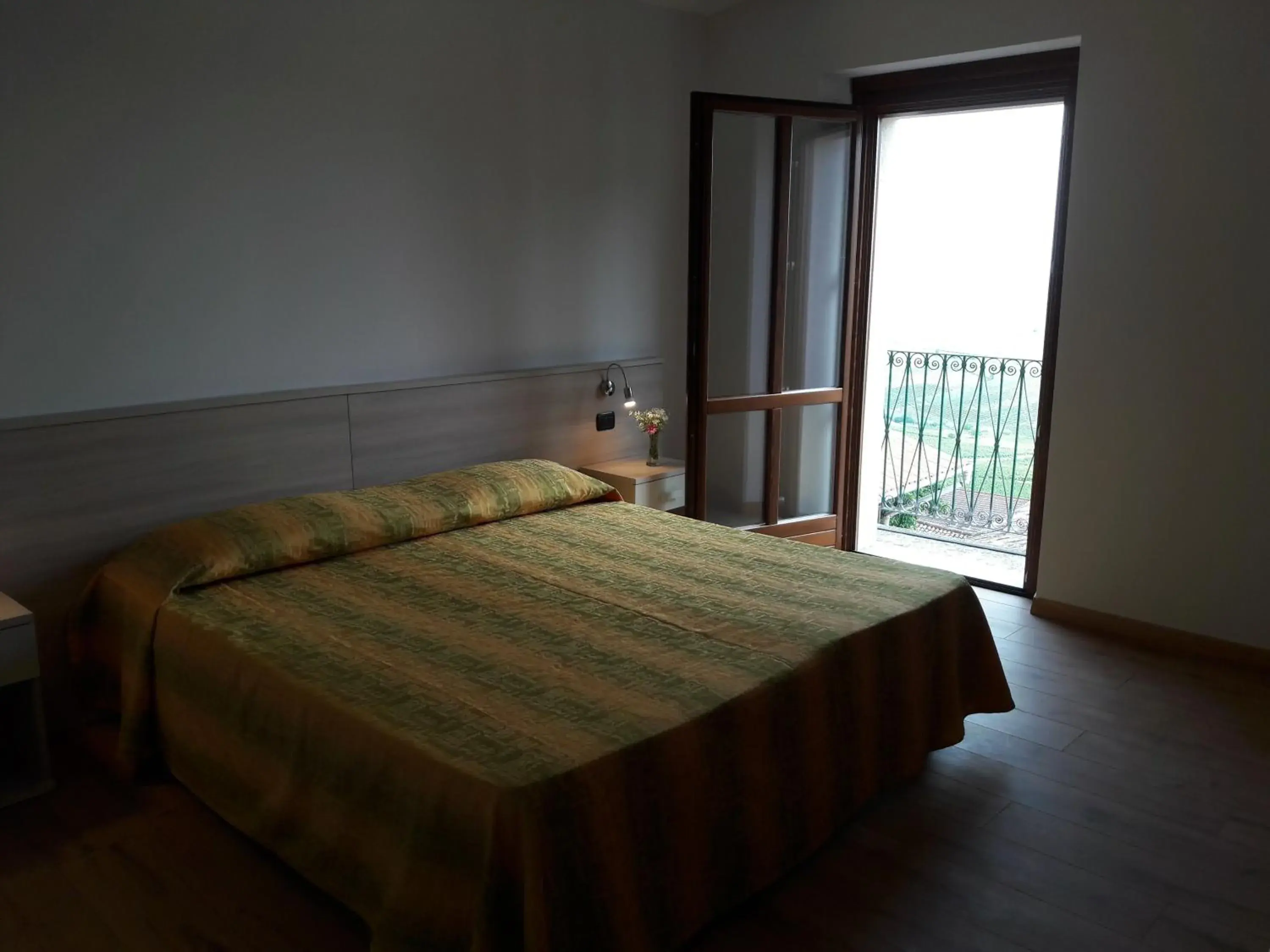 Deluxe Double Room with Balcony in Albergo Diffuso Belvedere Deluxe Double Room with Balcony in Albergo Diffuso Belvedere