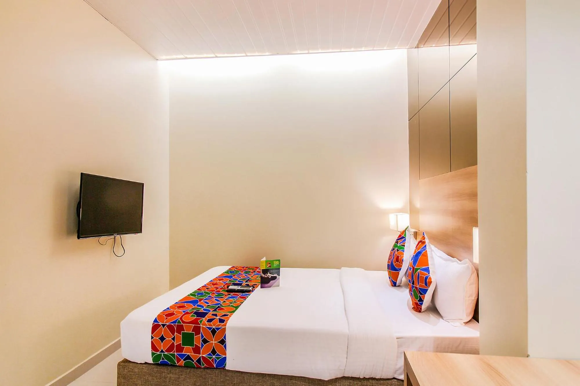 Bedroom, Bed in FabHotel RK International - Nr Mumbai International Airport