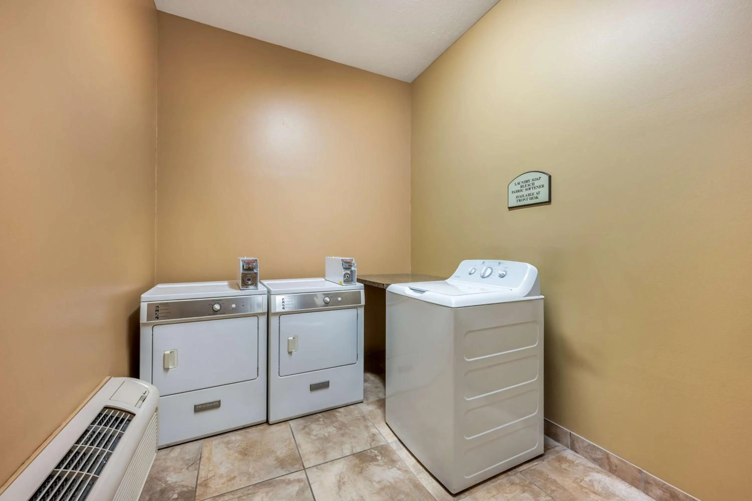 laundry in Best Western Plus Grand Island Inn and Suites