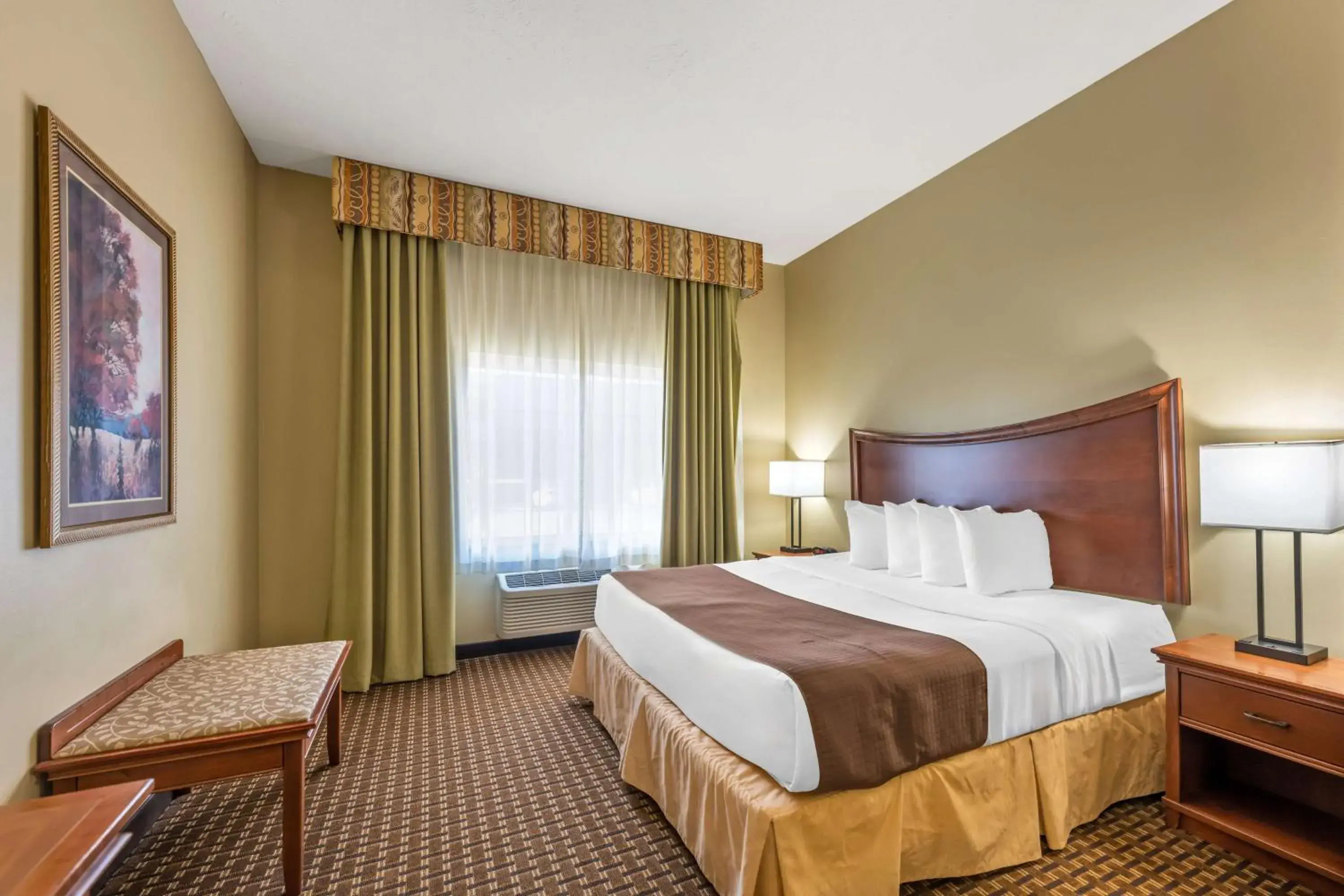Bedroom, Bed in Best Western Plus Grand Island Inn and Suites Bedroom, Bed in Best Western Plus Grand Island Inn and Suites