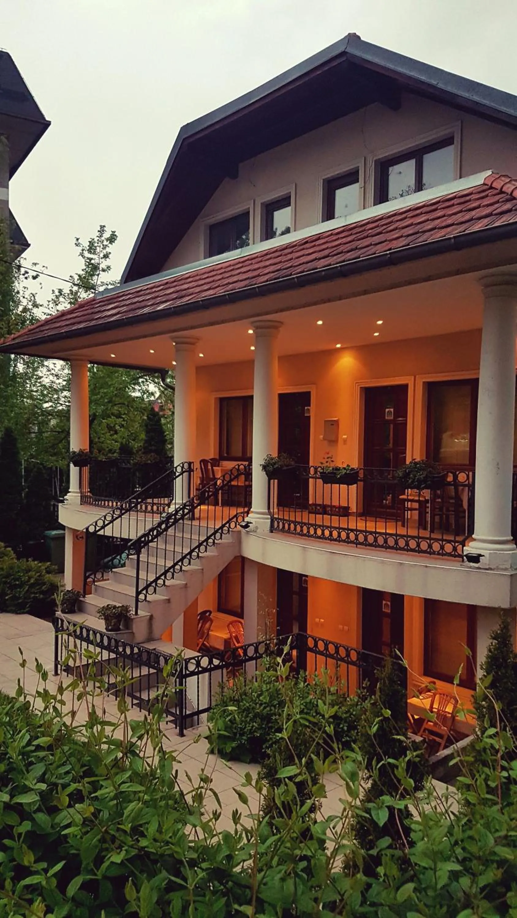 Property building in ŽUPAN apartmani